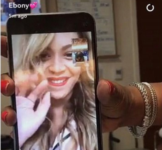 Beyonce FaceTimes with a teenage cancer patient