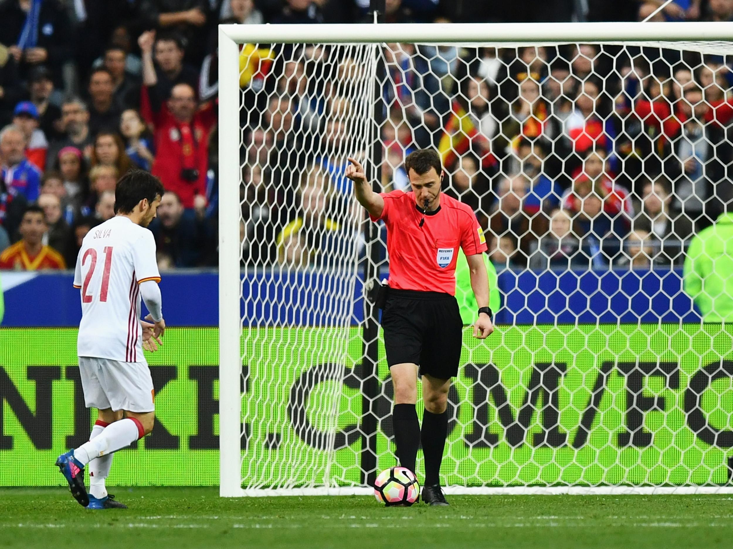 The trialed VAR was twice a success in the France vs Spain match on Tuesday night