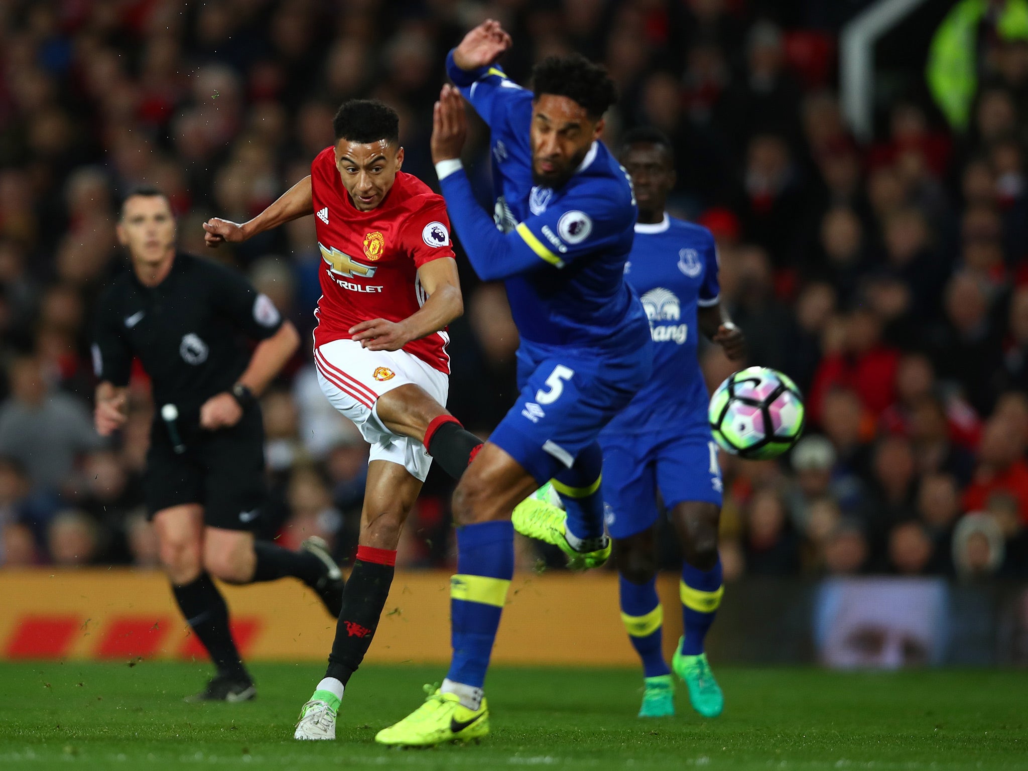 Jose Mourinho and Ronald Koeman go toe to toe at Old Trafford