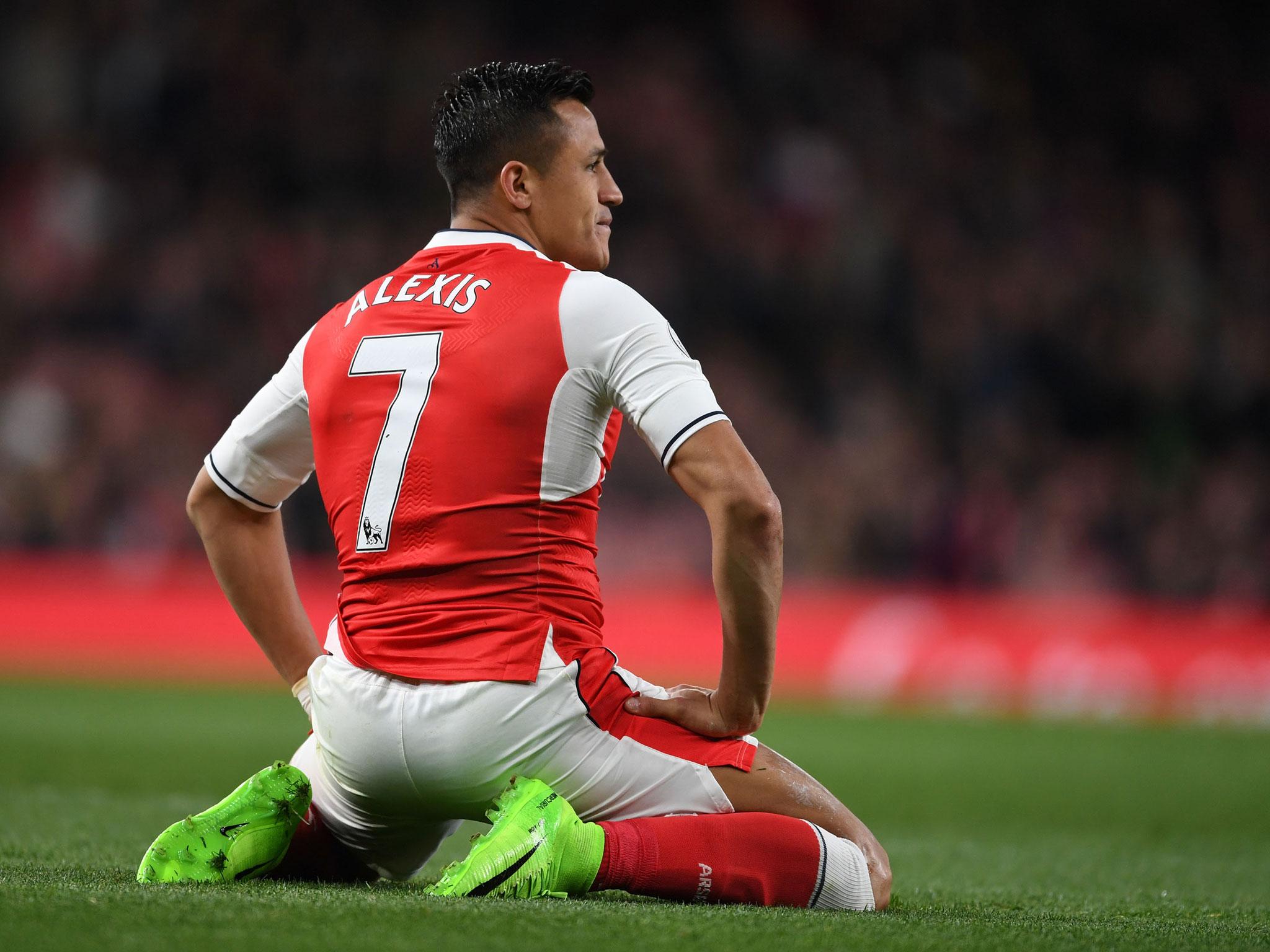 Alexis Sanchez has hit out at his Arsenal teammates on the training ground