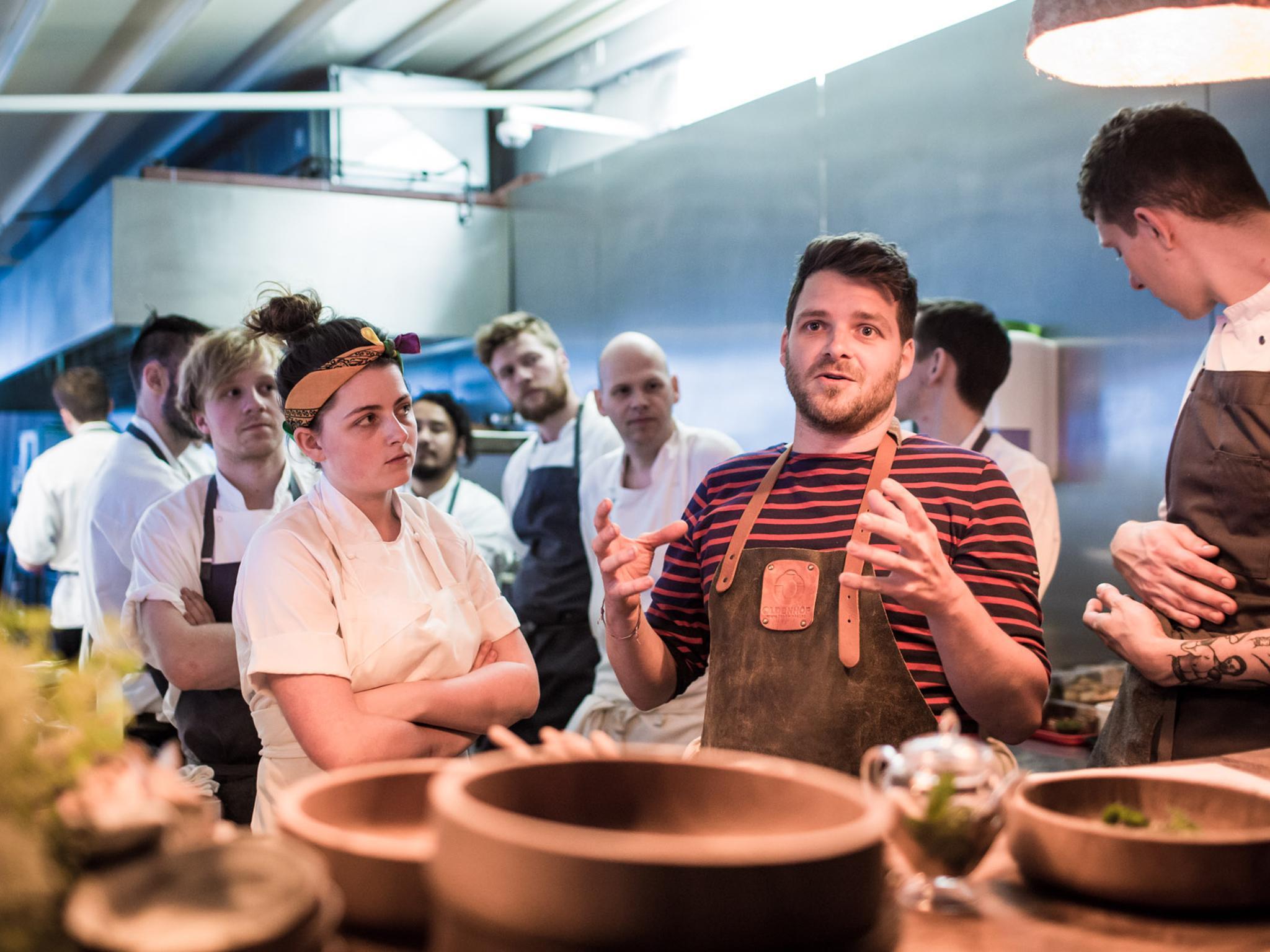 Hunt briefs the WastED kitchen