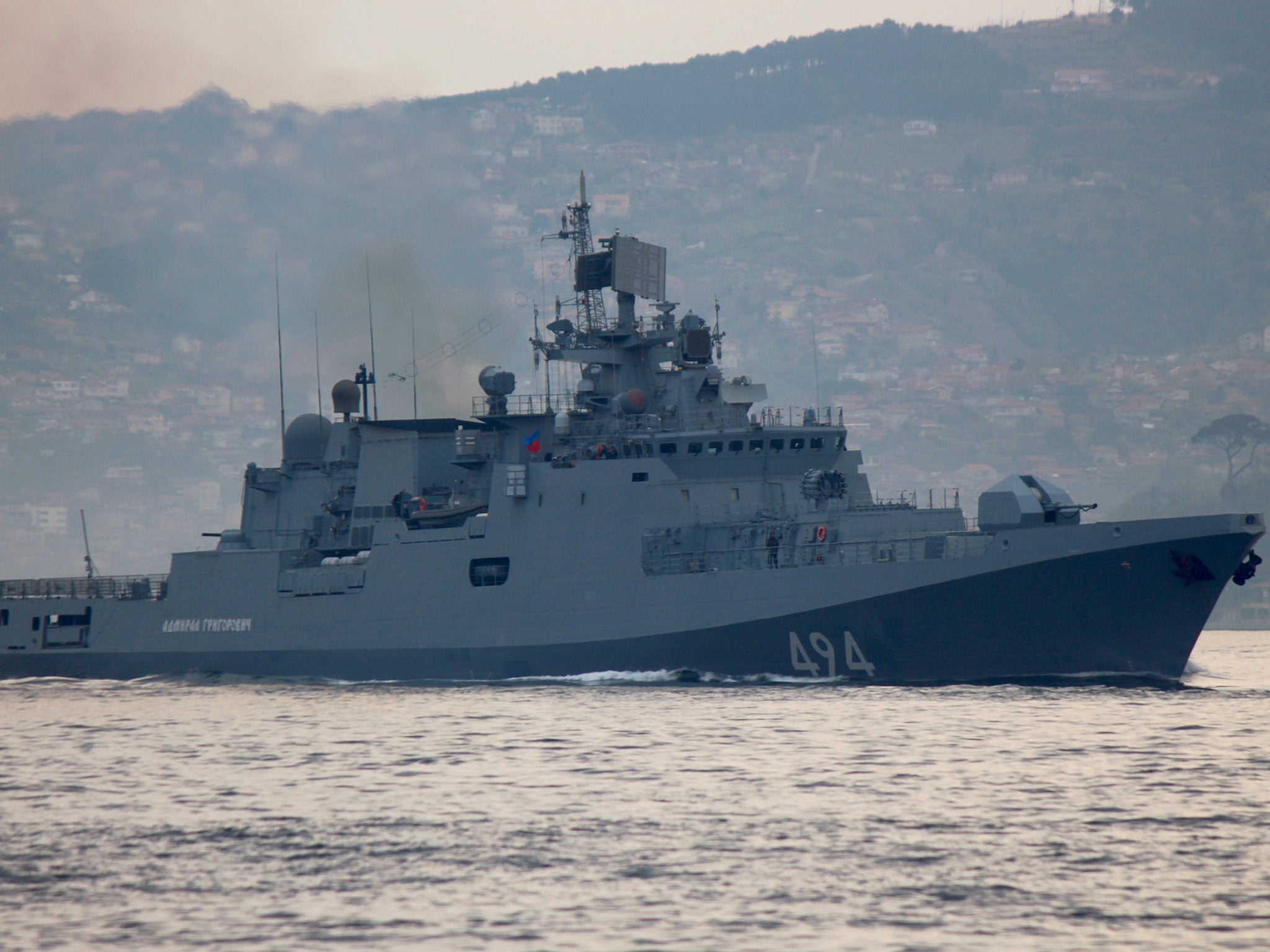 The Russian Navy’s frigate Admiral Grigorovich sails along Istanbul’s Bosphorus on its way to the Mediterranean Sea, on April 7, 2017