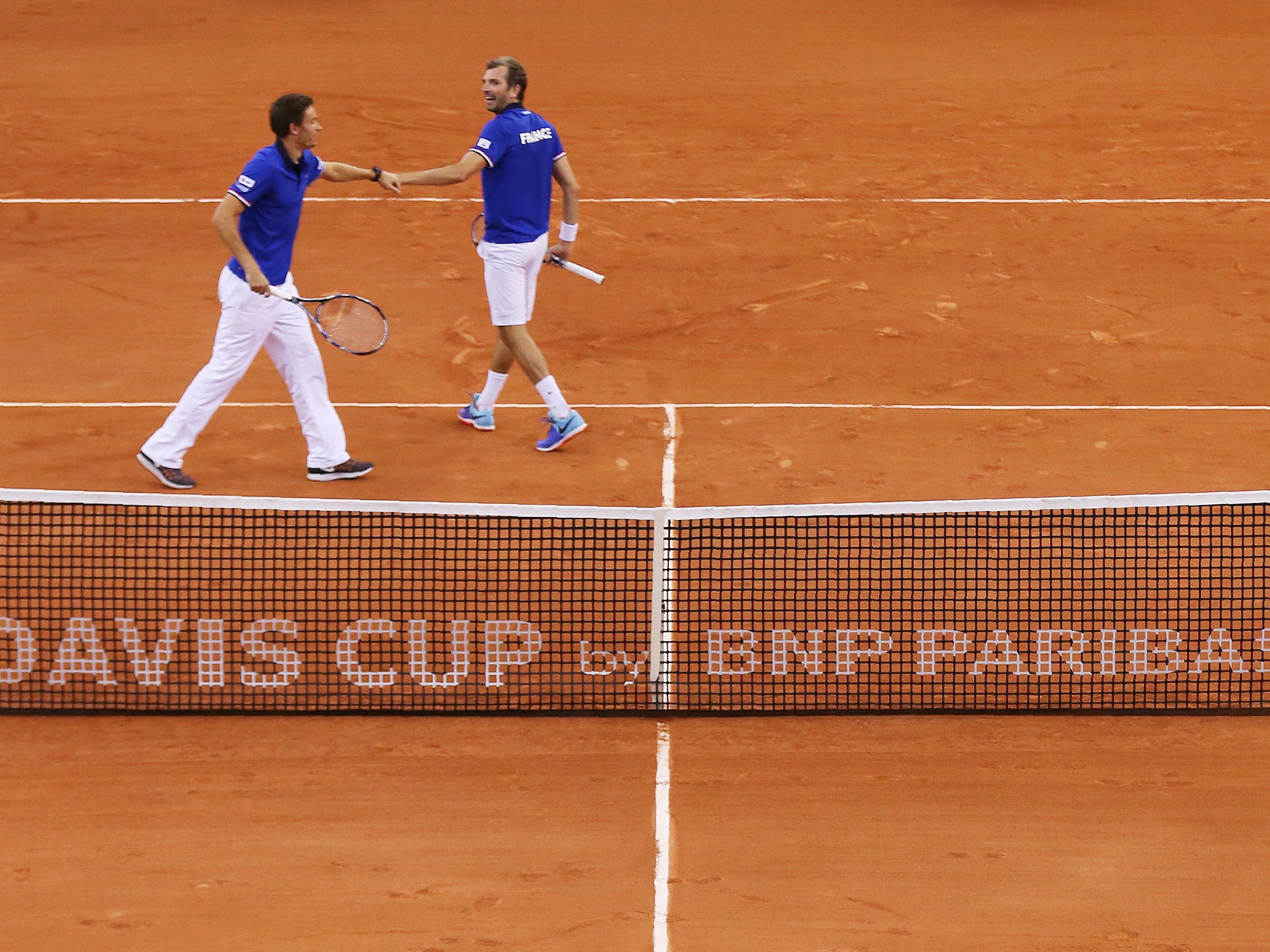 Mahut did not let his trousers hold him back