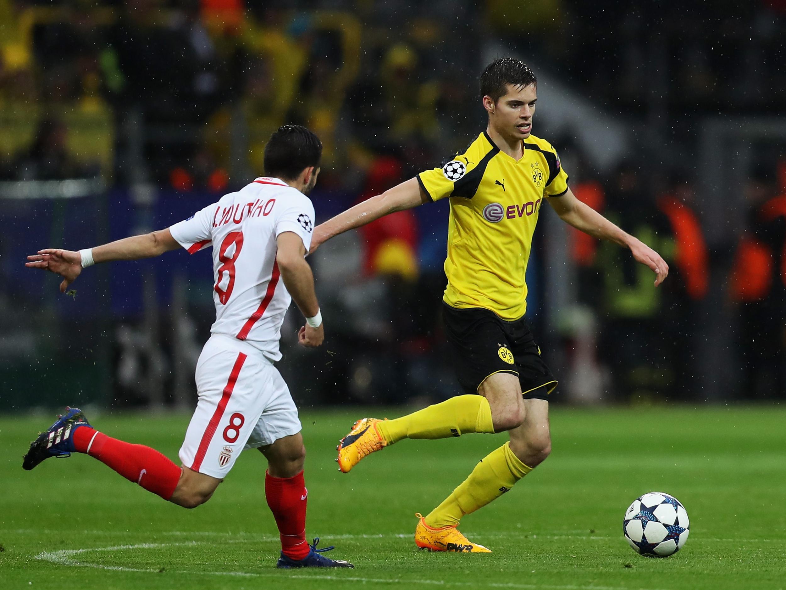 Weigl impressed in the middle of the park