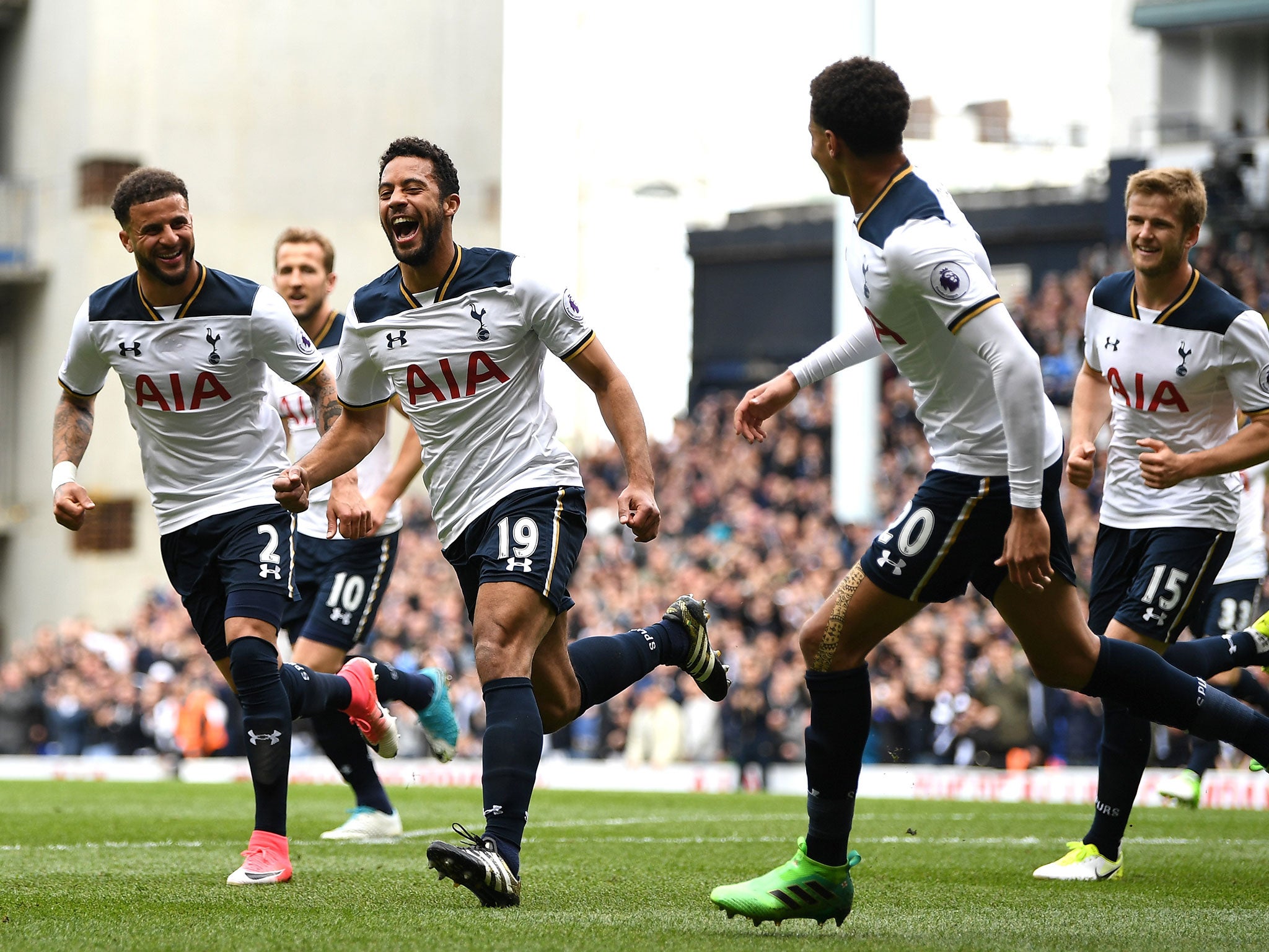 Mousa Dembele celebrates his opener