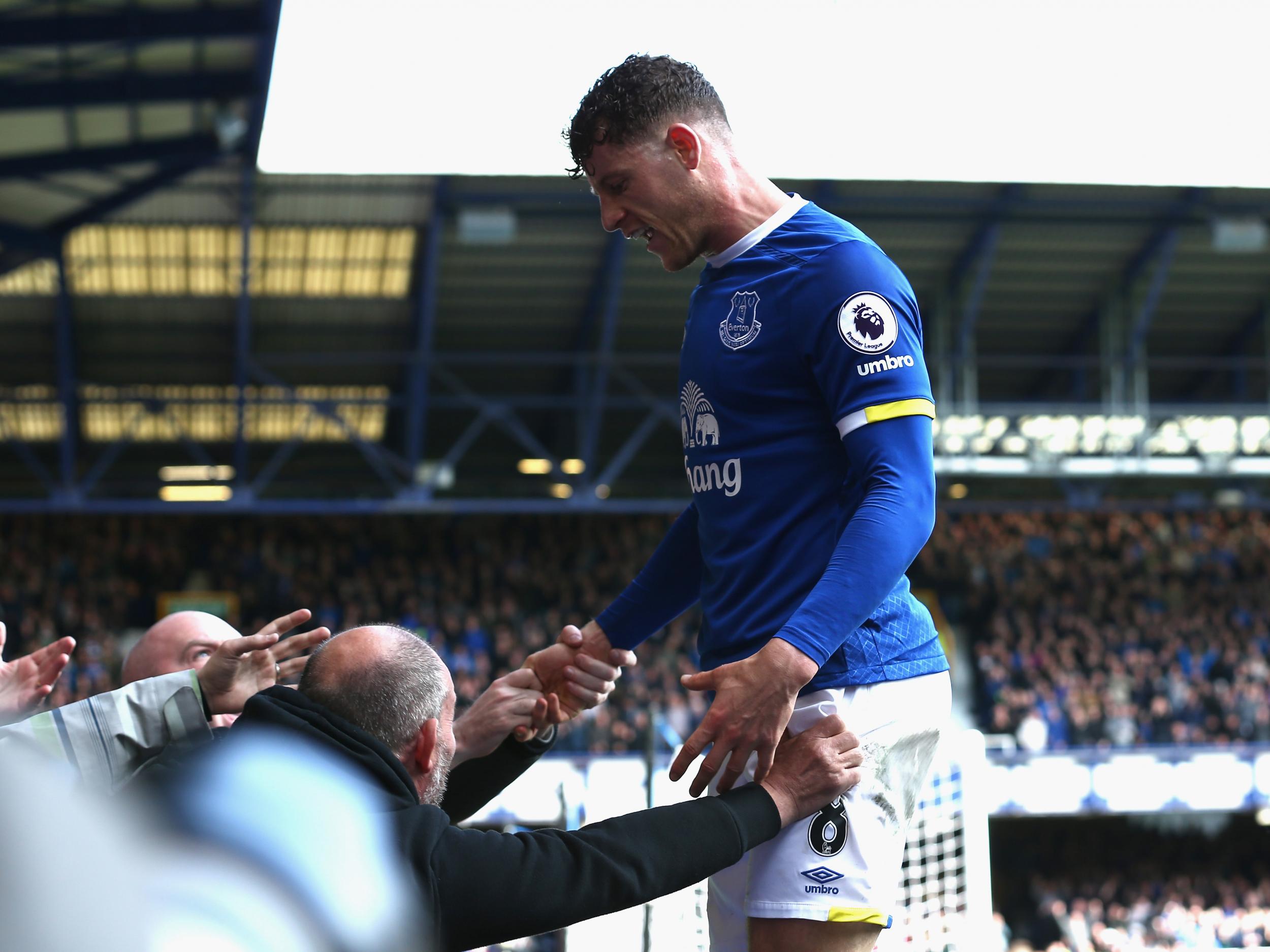 &#13;
Barkley celebrates Everton's vital second goal &#13;