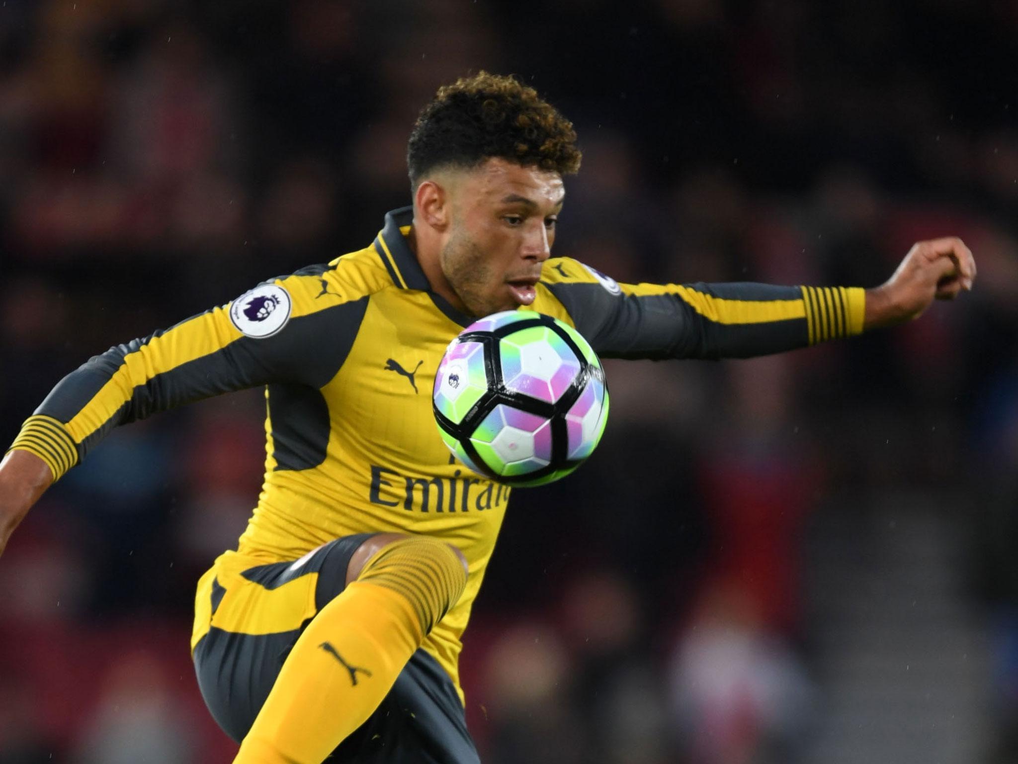 Alex Oxlade-Chamberlain says Arsenal have rallied around despite their poor run