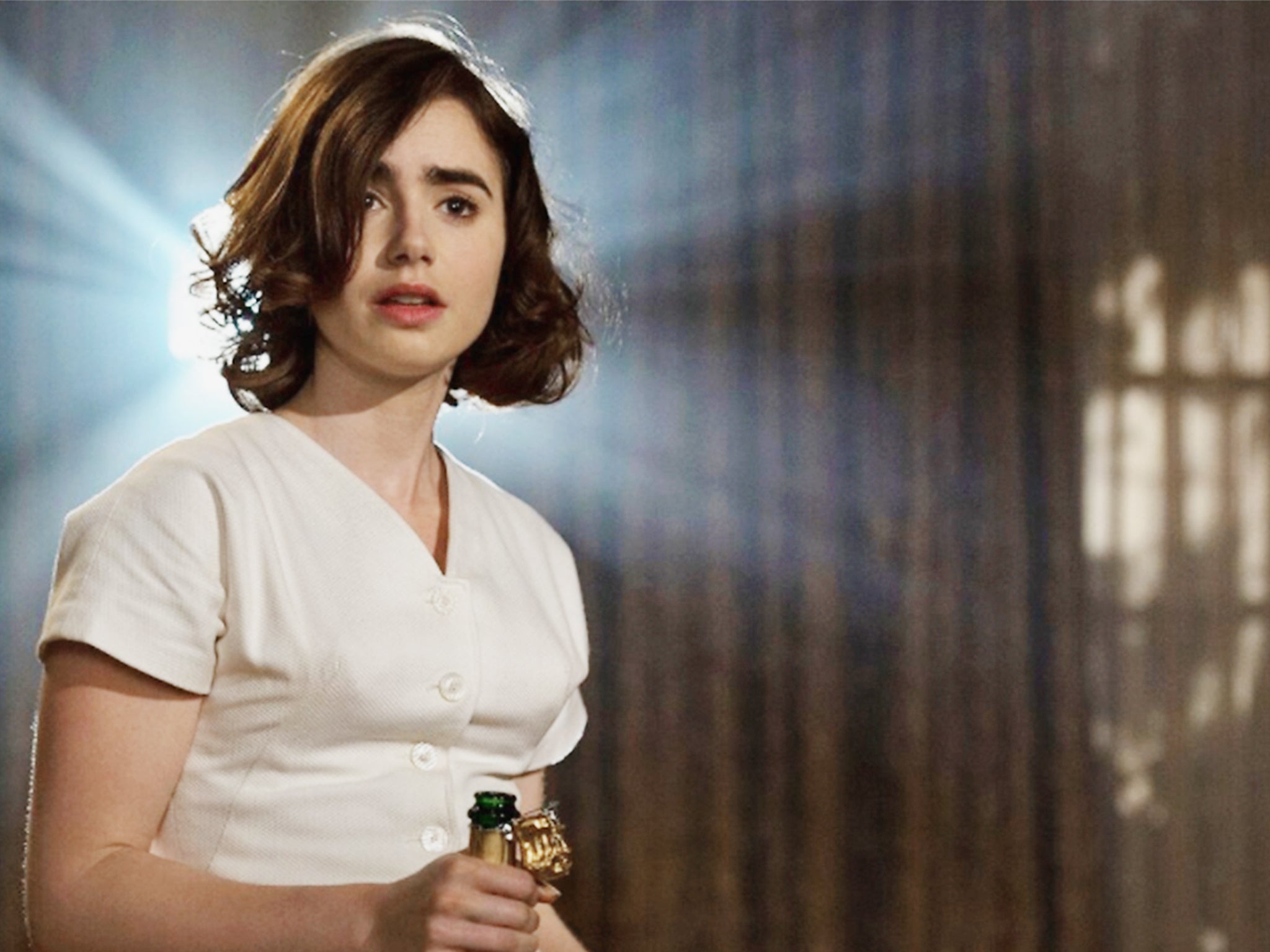 &#13;
Lily Collins as Hollywood starlet Maria Mabrey in ‘Rules Don’t Apply’ &#13;