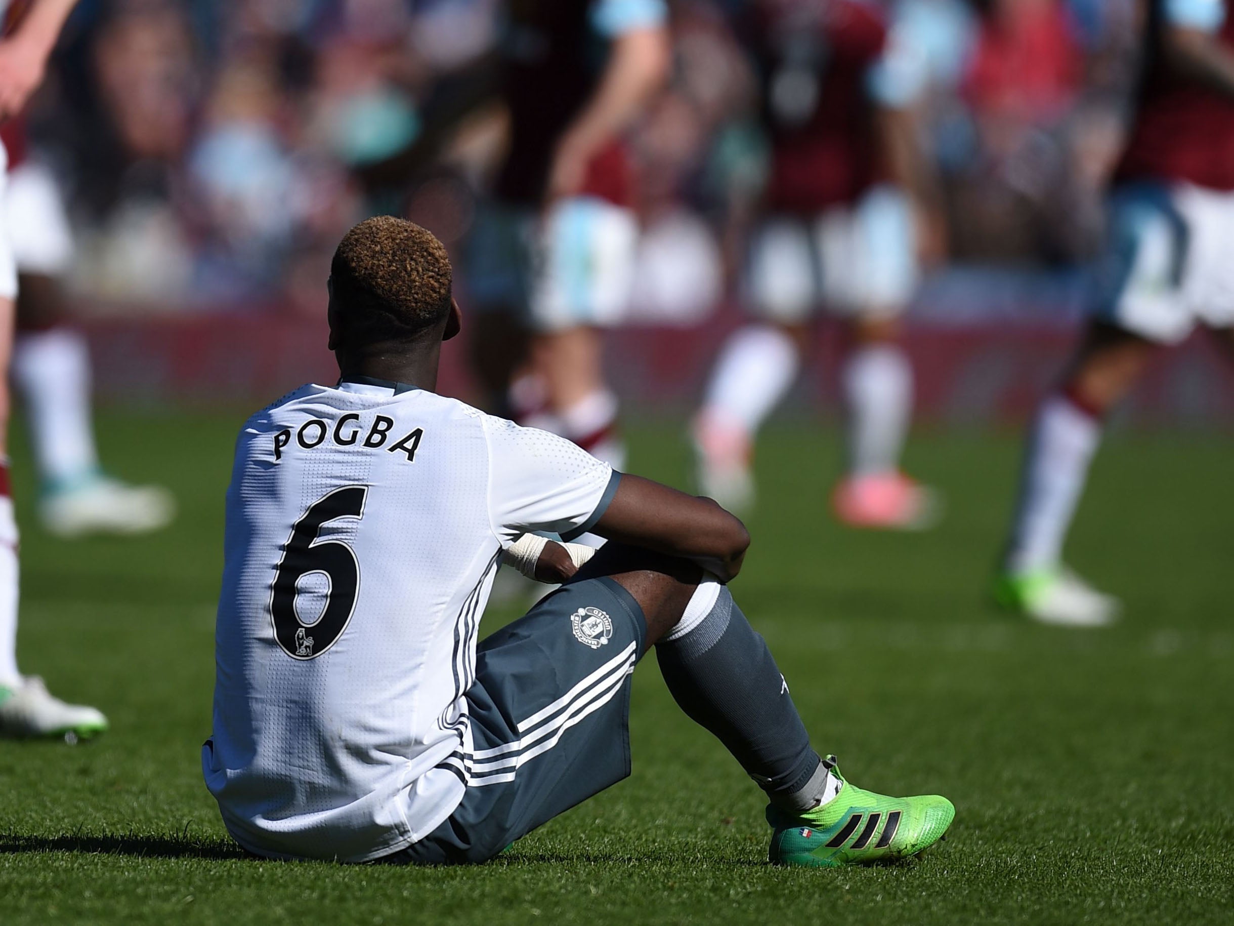 Pogba was given a rough ride by Scholes in training