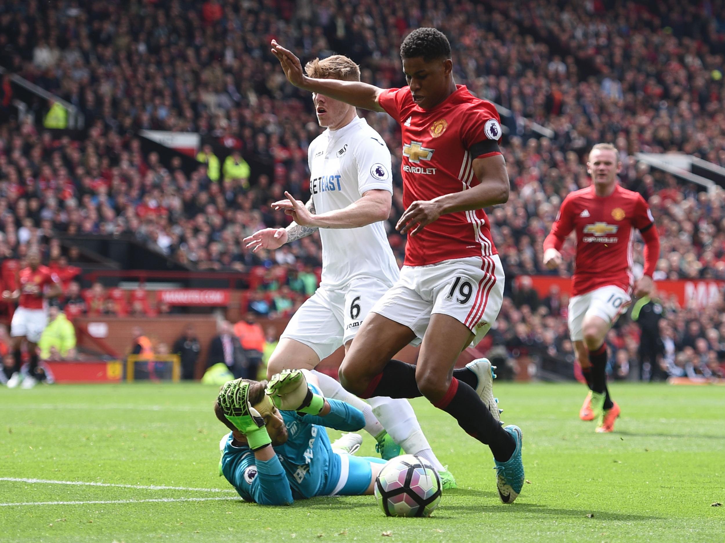 &#13;
Rashford appeared to go to ground very softly &#13;