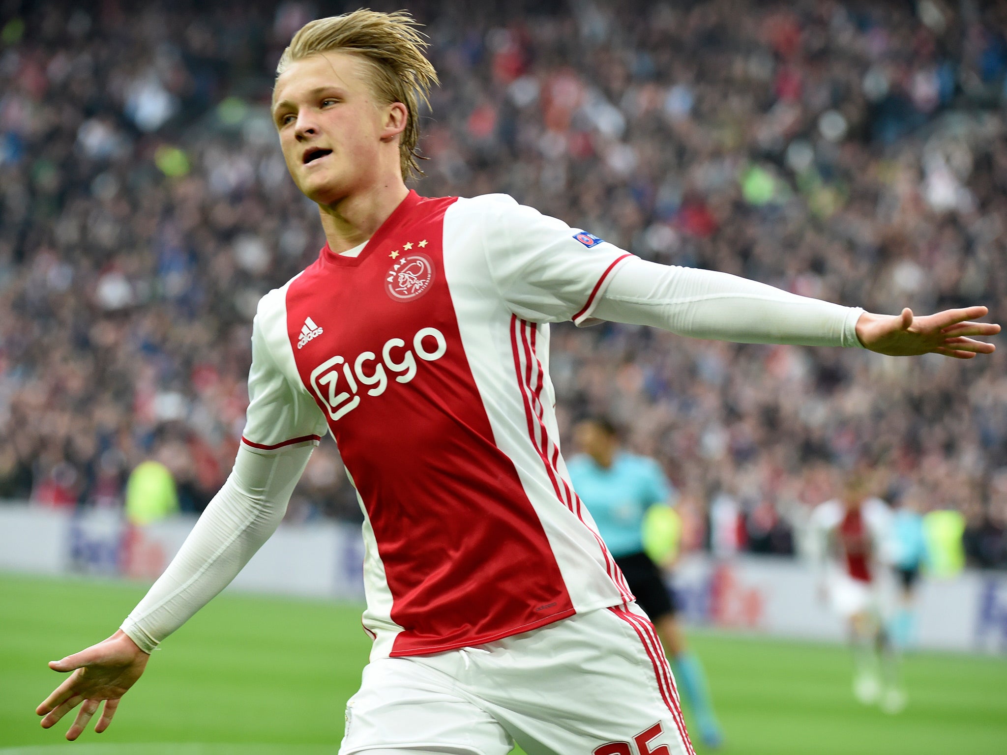 Dolberg doubled Ajax's lead in the first half