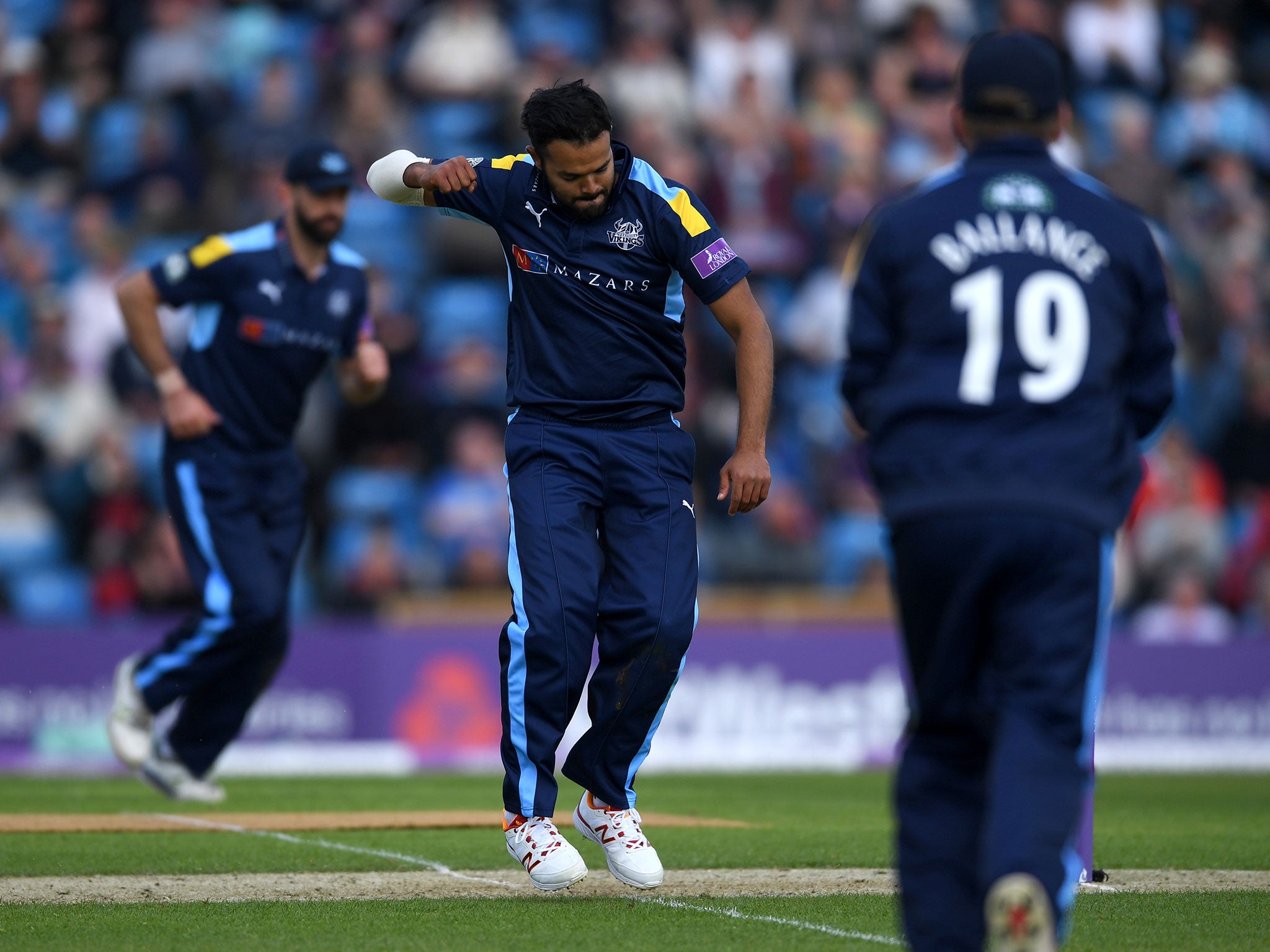 Yorkshire's perfect start continues