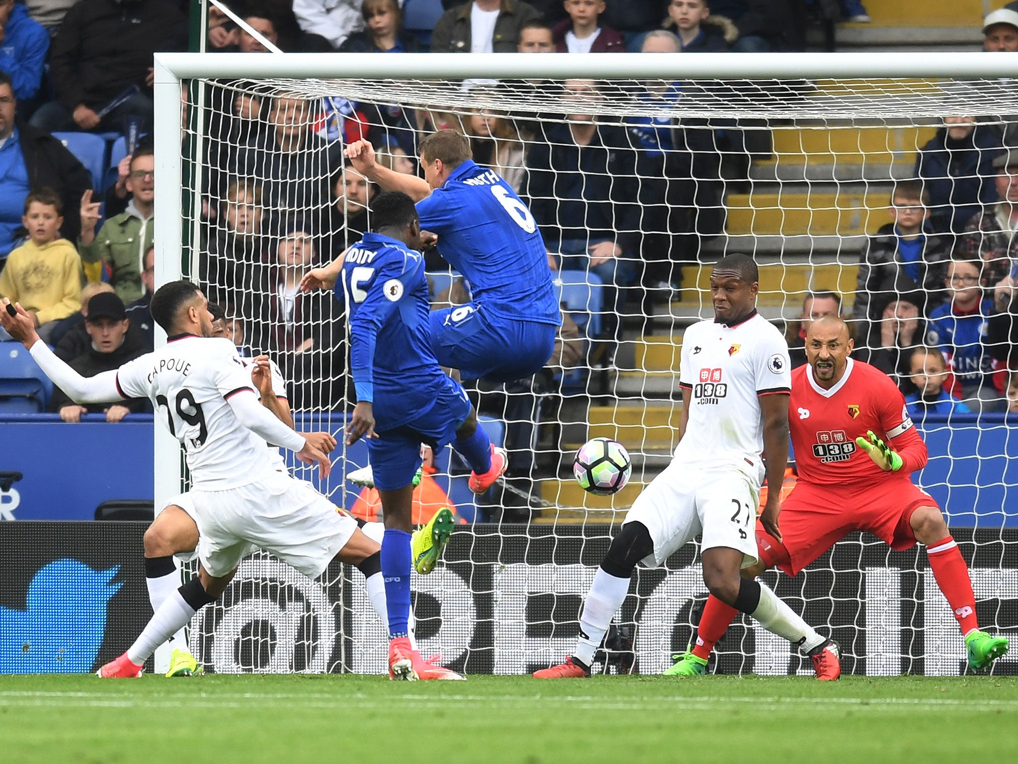 Wilfred Ndidi fired Leicester into the lead