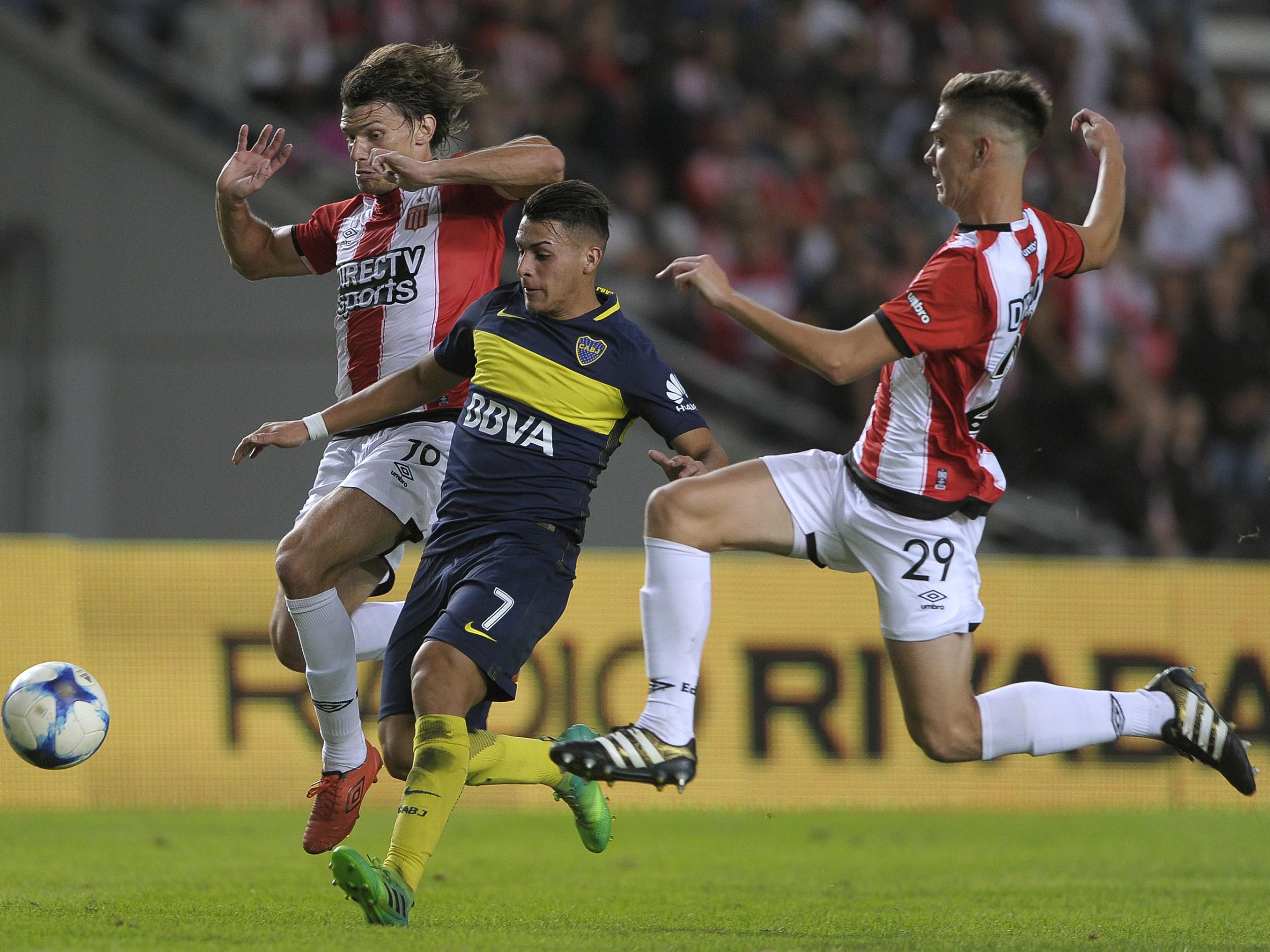 It was a bad-tempered match between Estudiantes and Boca