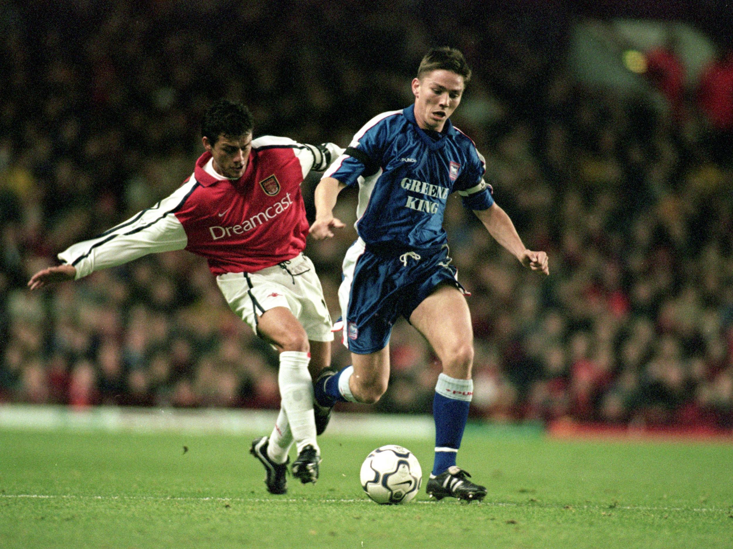 Vivas in action for Arsenal against Ipswich Town in 2000