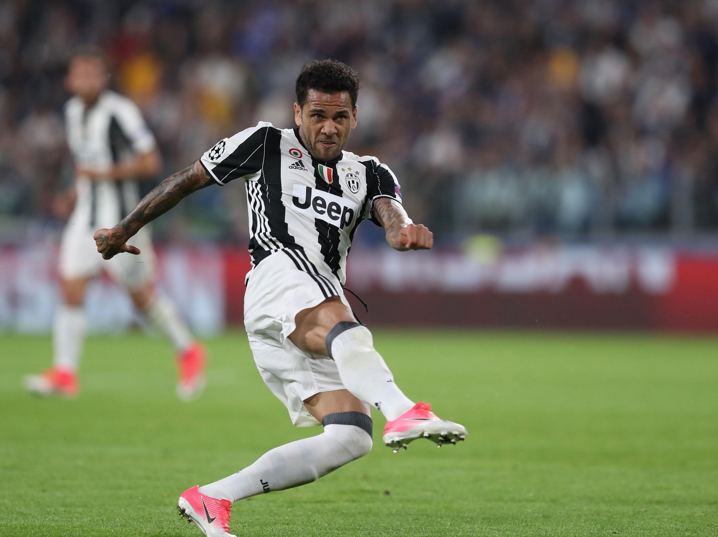 Alves volleyed home Juve's second-goal