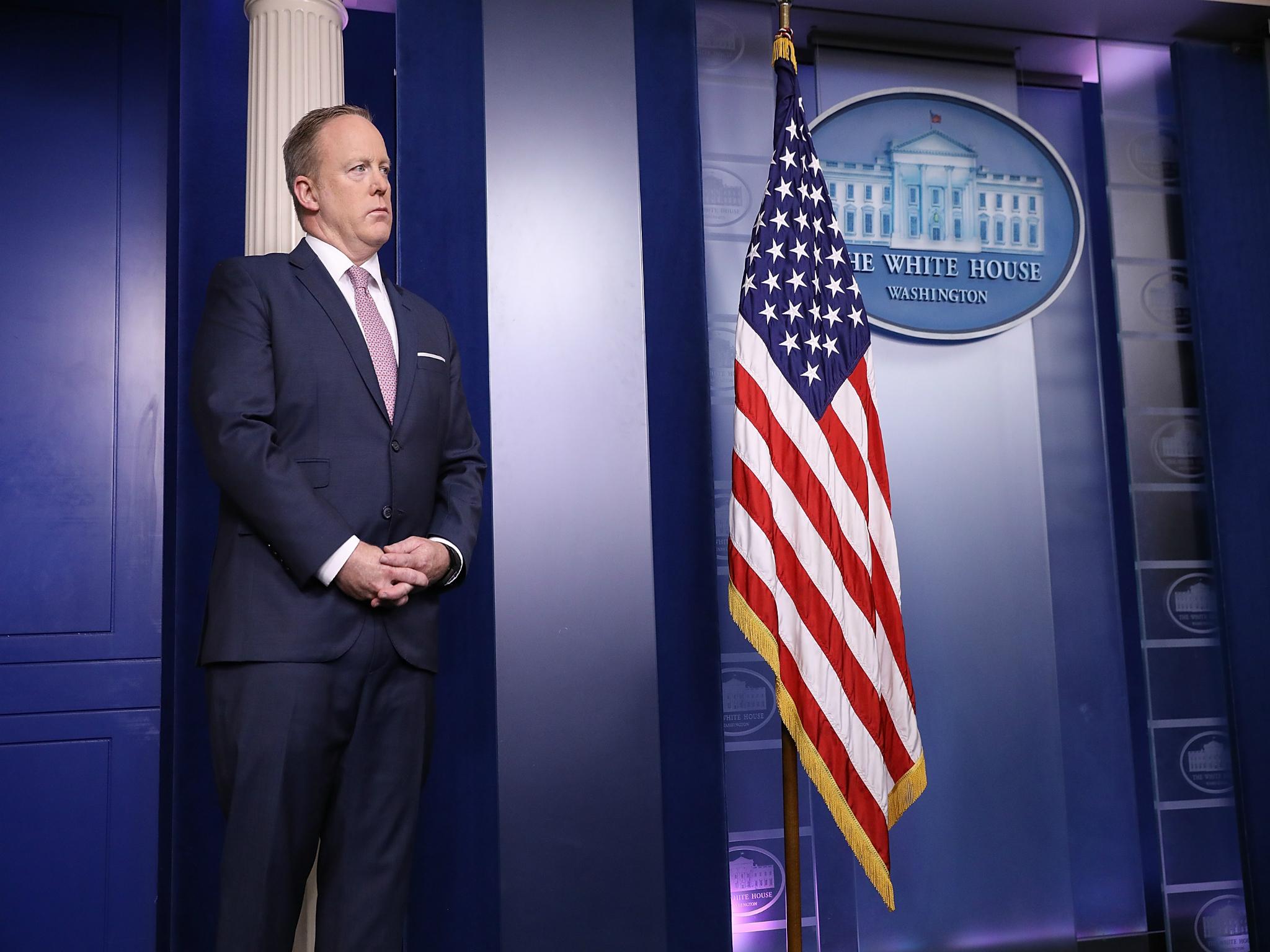 Donald Trump may replace his White House communications team, including Press Secretary Sean Spicer, with Fox News hosts and producers