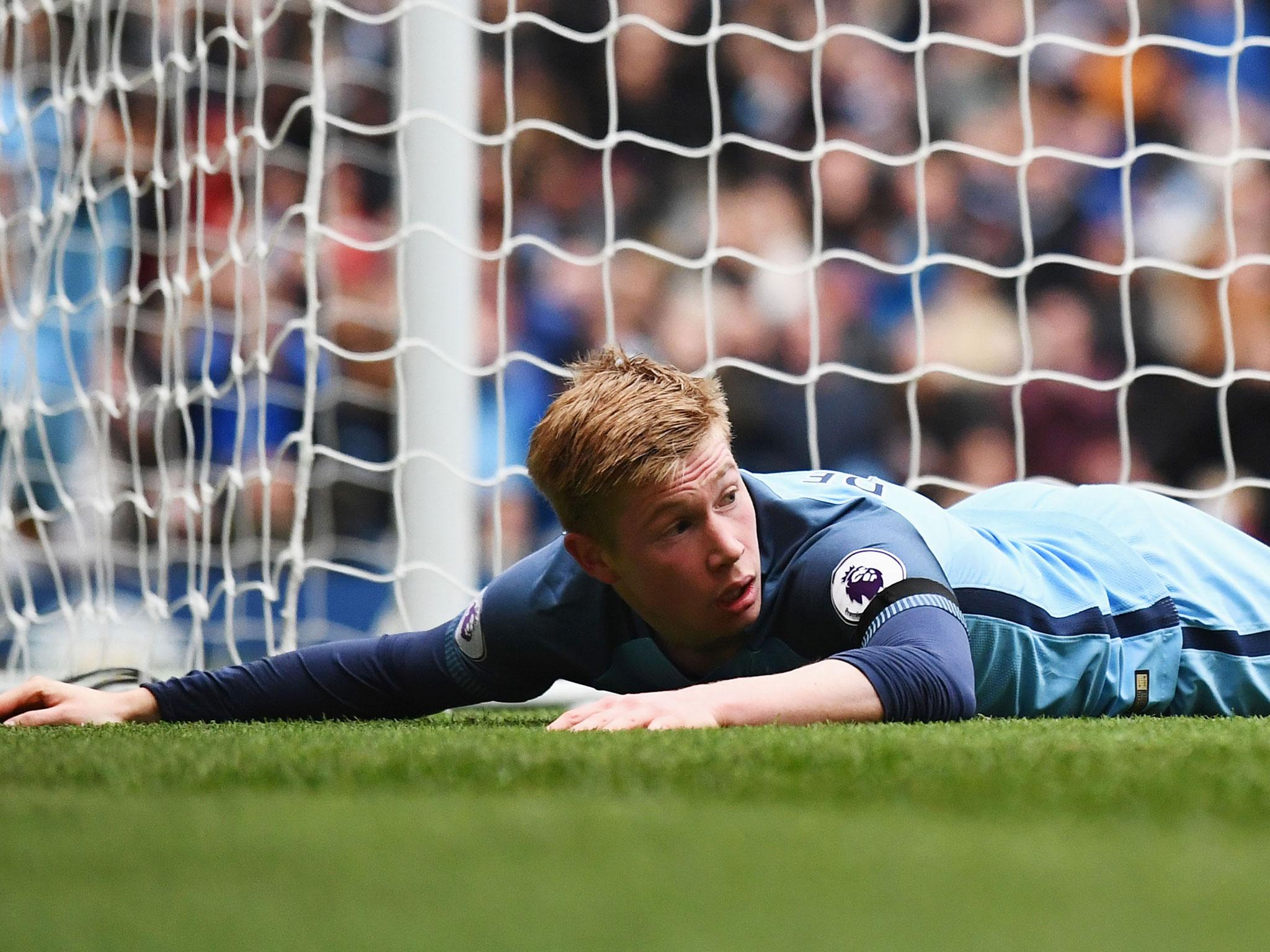 
Manchester City went on to lose after De Bruyne spurned the chance to go 2-0 up 