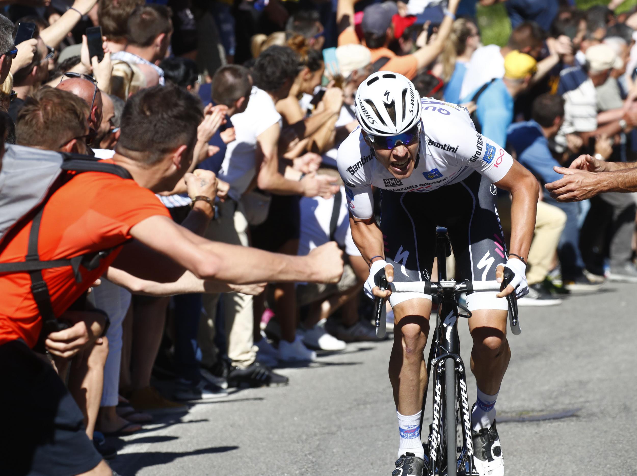 Jungels upset a number of favourites in the 15th stage