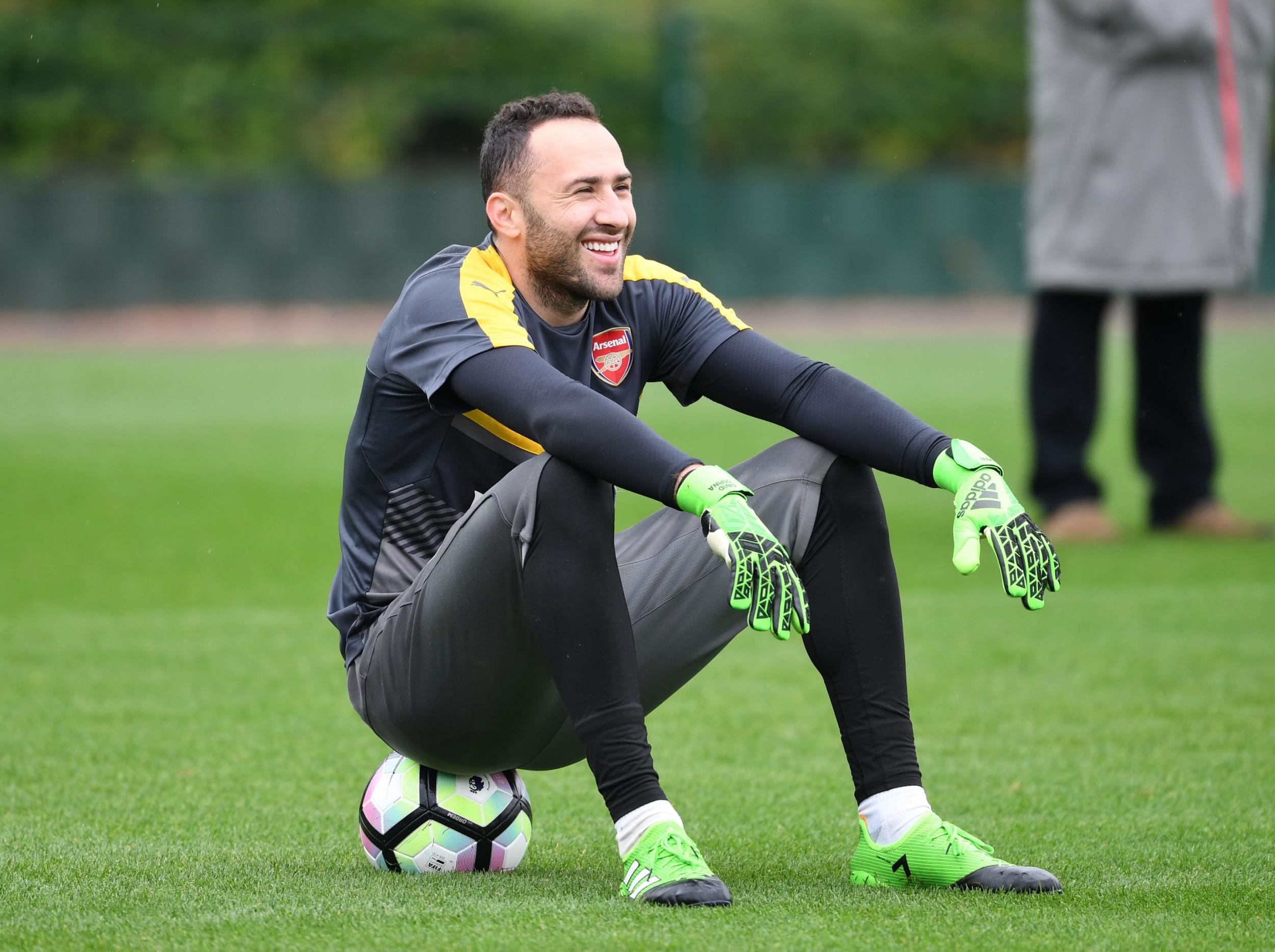 Wenger will select Ospina ahead of Cech