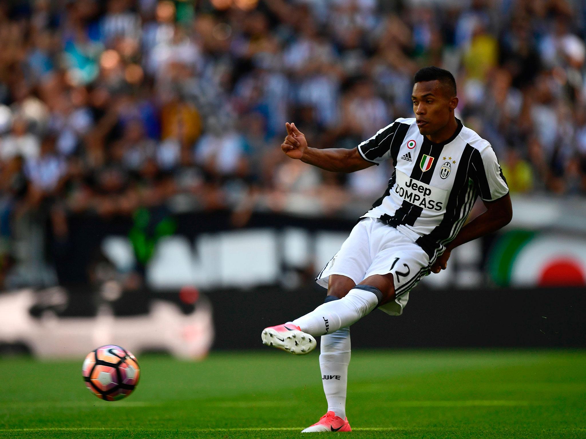 Sandro is emerging as one of Europe’s finest left backs and the Juventus man will be high on Conte’s list of targets. He is far more mobile than Marcos Alonso and would unlikely find it difficult adapting to Conte’s methods, which are largely similar to that of current Juventus boss Massimiliano Allegri. The player is also being tracked by Manchester City, and could cost upwards of £40m.