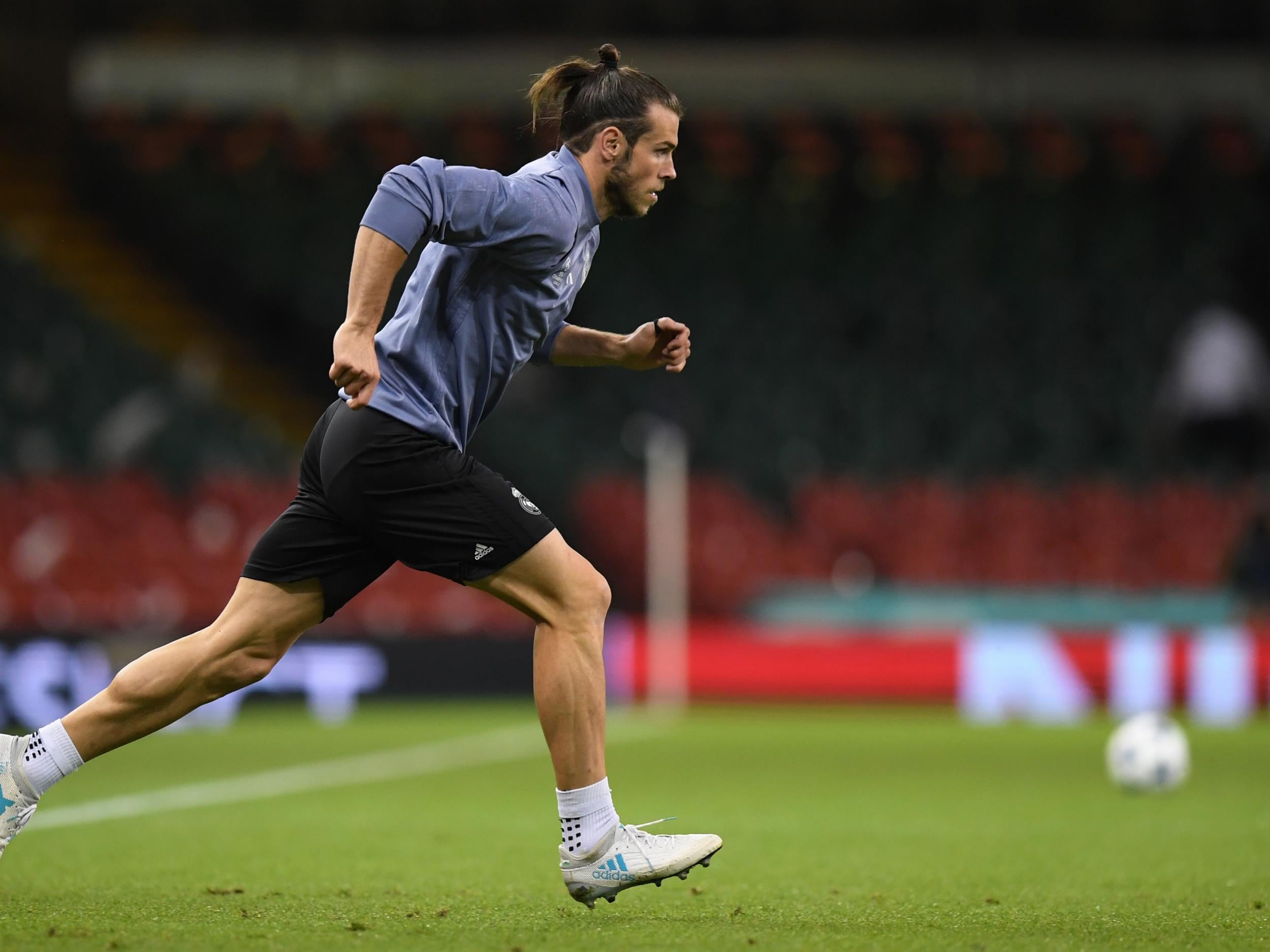 Zidane has left Bale on the bench