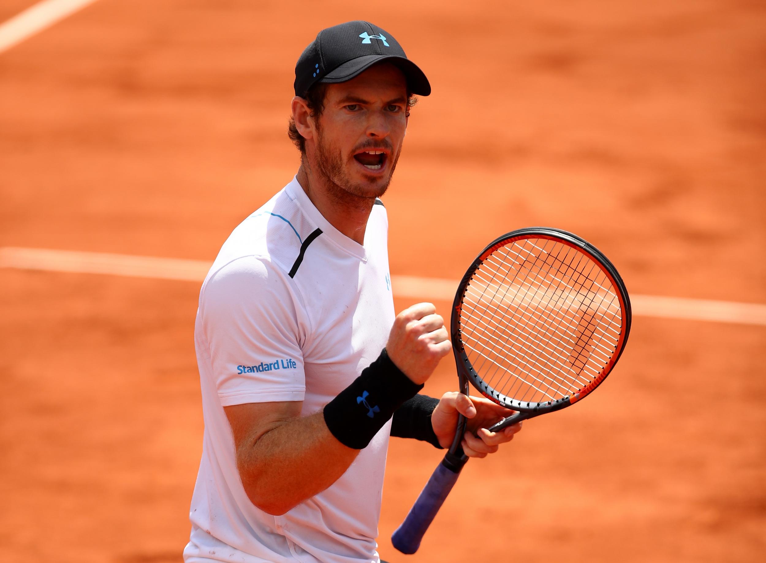 Andy Murray in action against Karen Khachanov