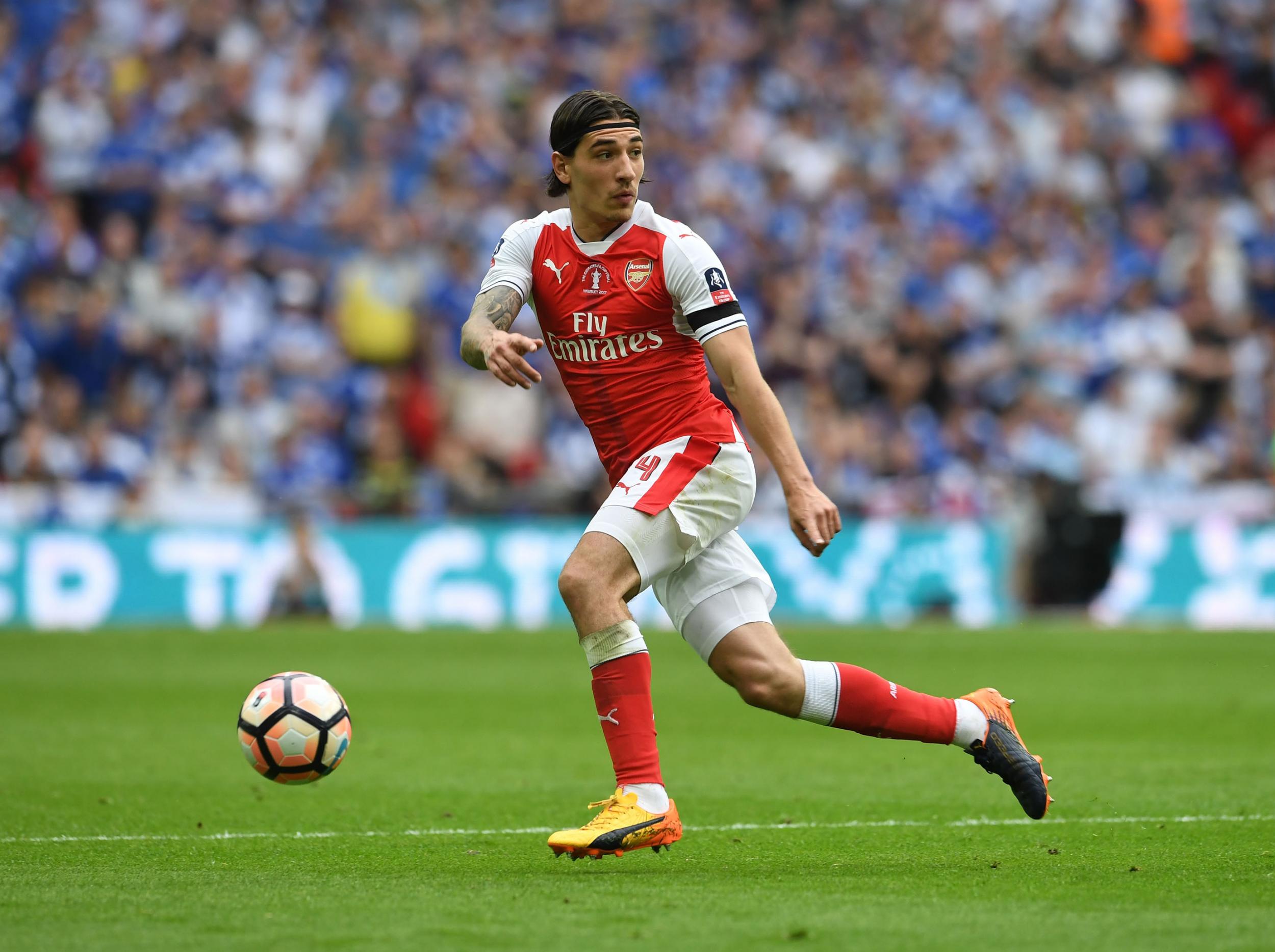 Struggled for form towards the end of last season but still one of the best full-backs in the country. Offers pace and power down the wing.