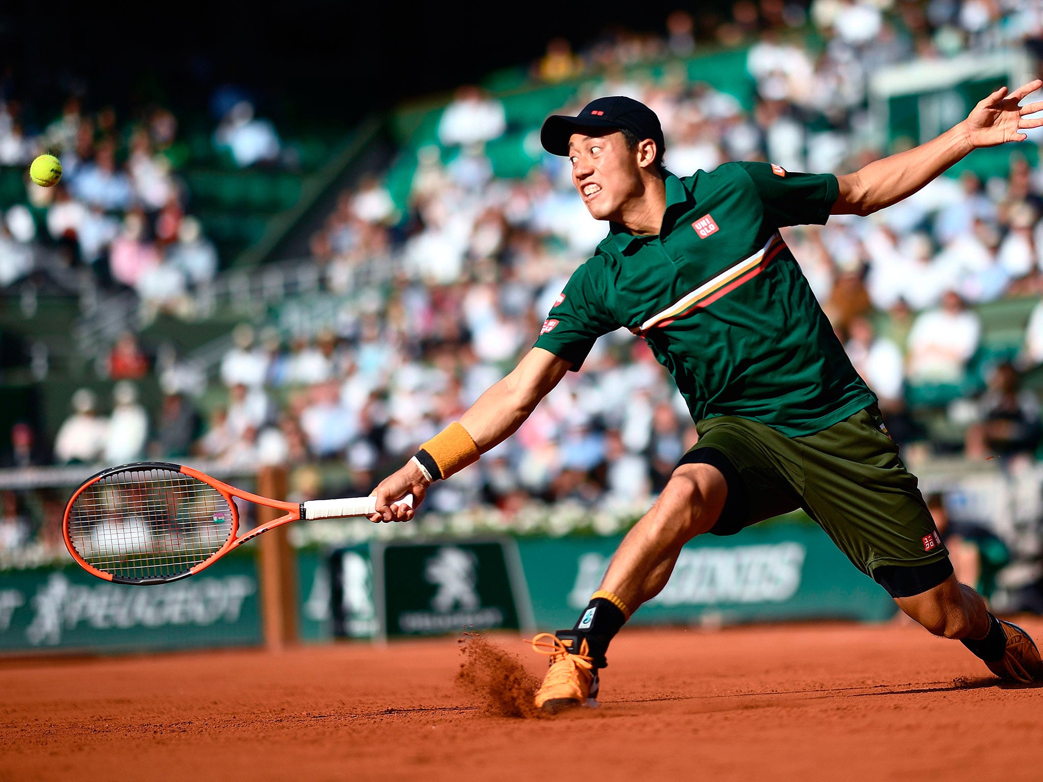 Nishikori threatened with his dangerous backhand