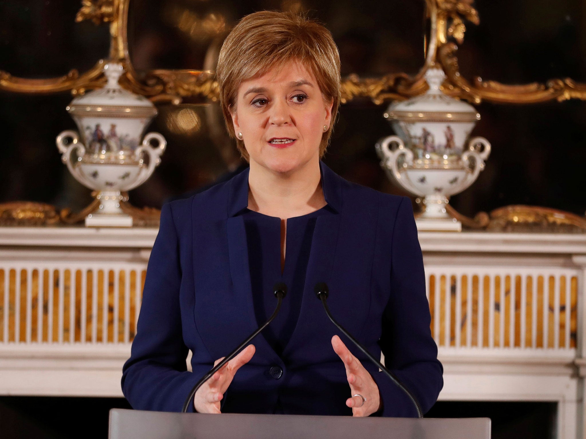 First Minister Nicola Sturgeon has welcomed the crackdown on slum landlords in Glasgow