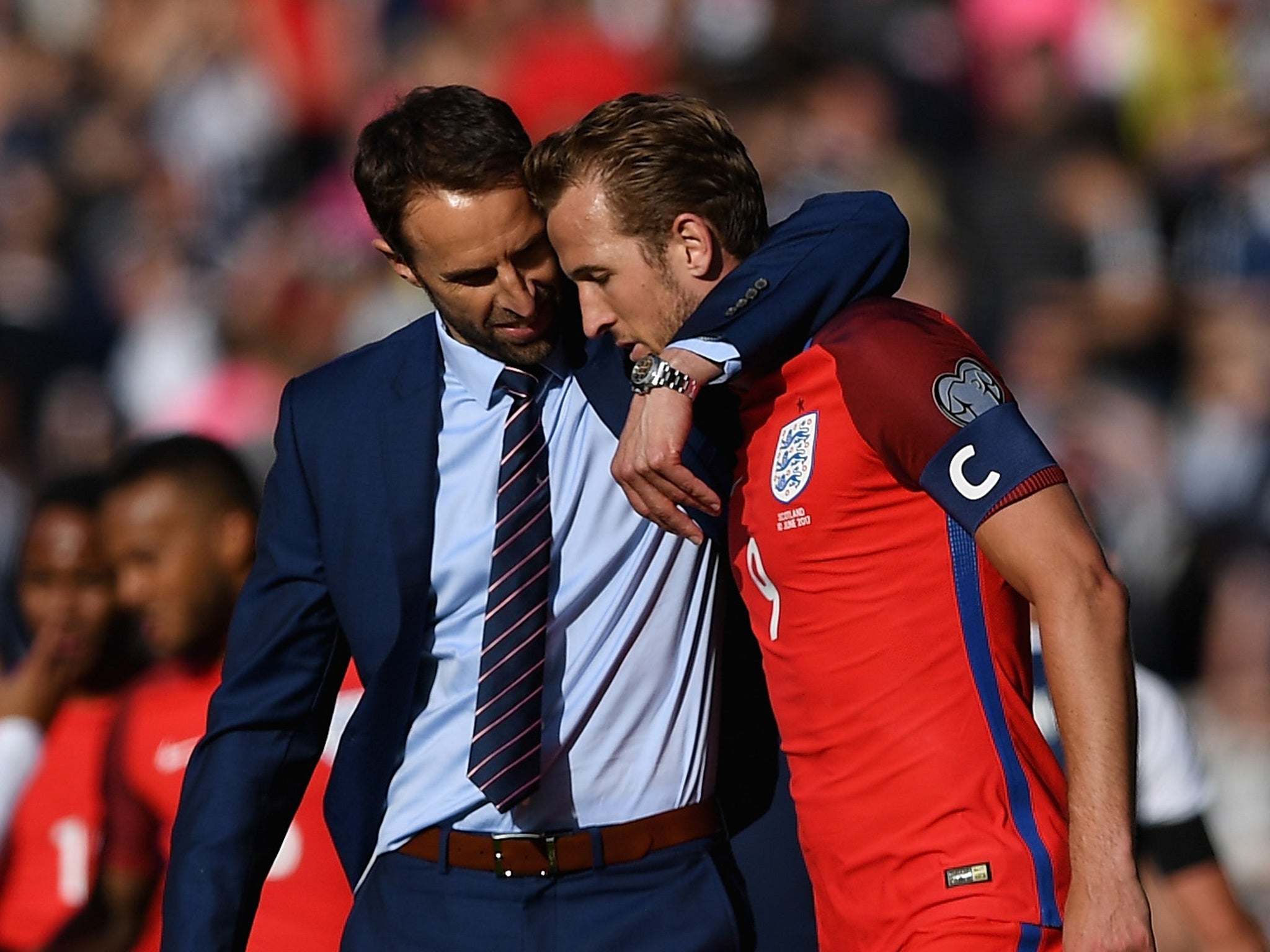 Southgate will give the armband to Kane again