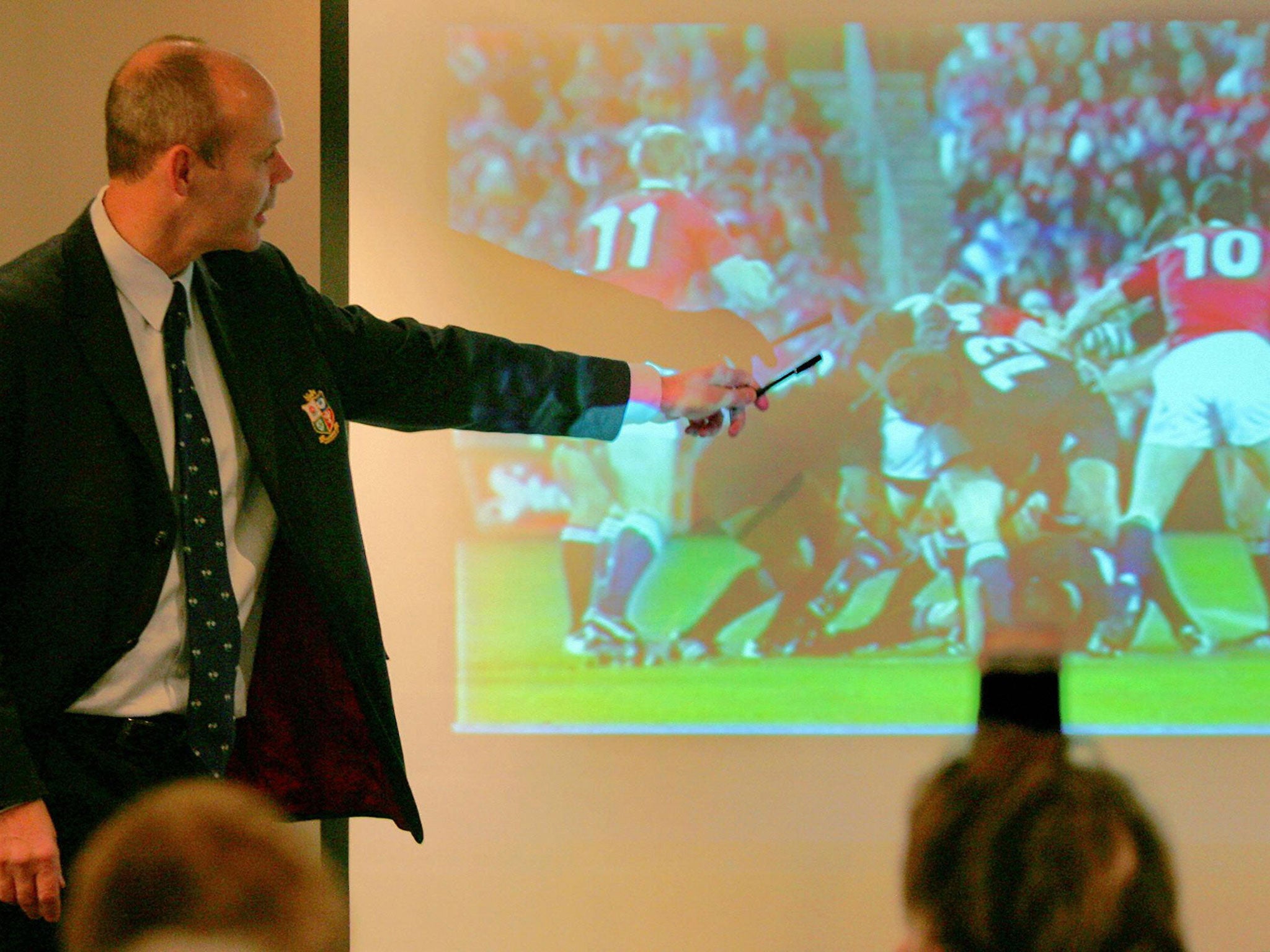 Clive Woodward presents video evidence of the tackle on O'Driscoll