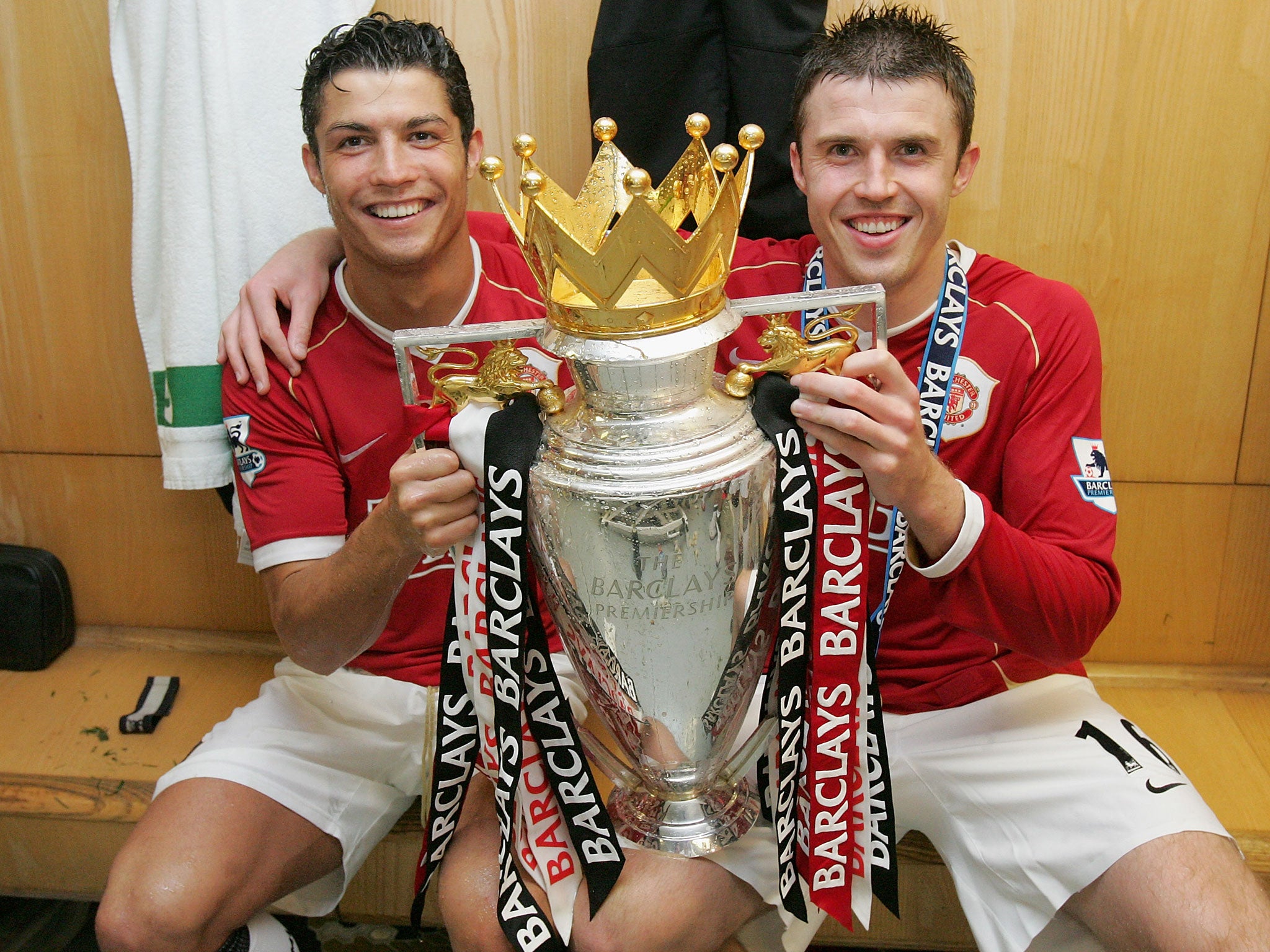 Cristiano Ronaldo and Michael Carrick together after winning the Premiership in 2007