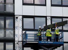 Khan calls for £3bn levy on housebuilders to fund replacement cladding