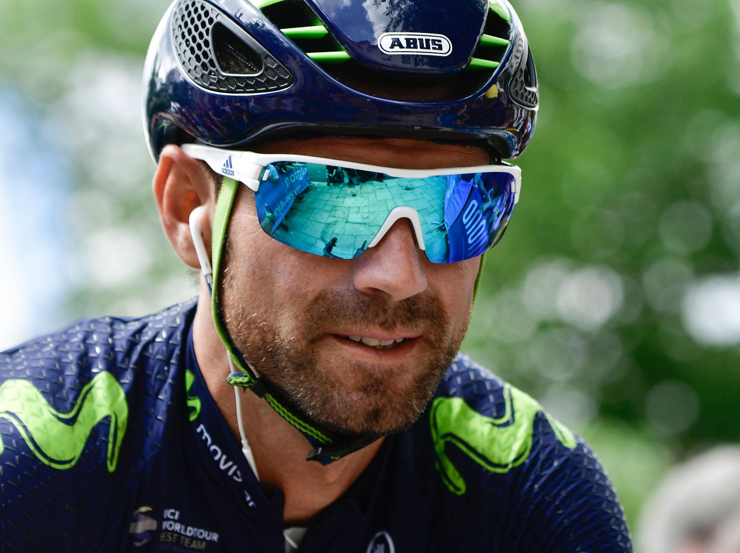 
Valverde crashed out of the race during the first stage 