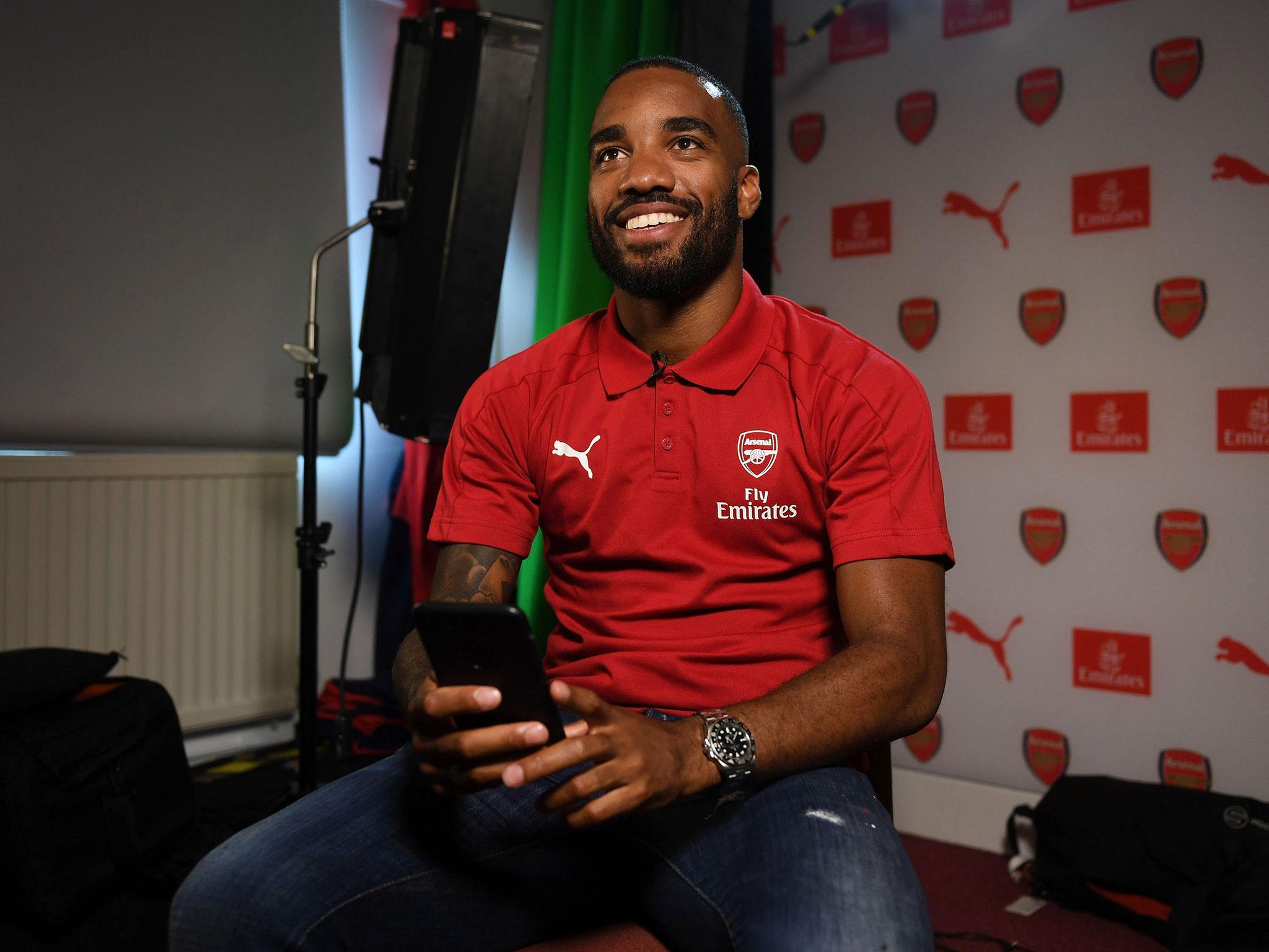 Alexandre Lacazette wants to win titles with Arsenal