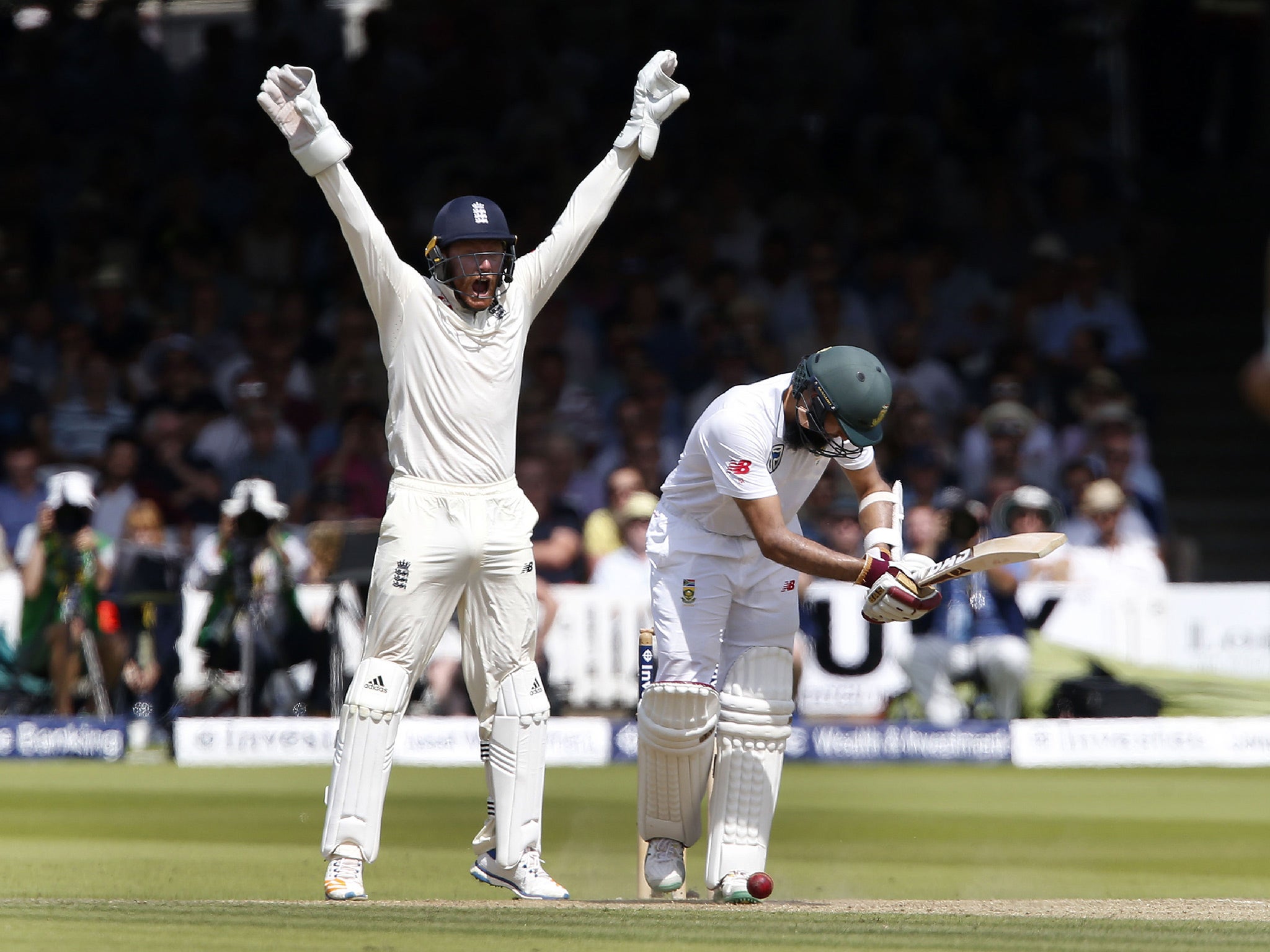 Amla's dismissal came at just the right time