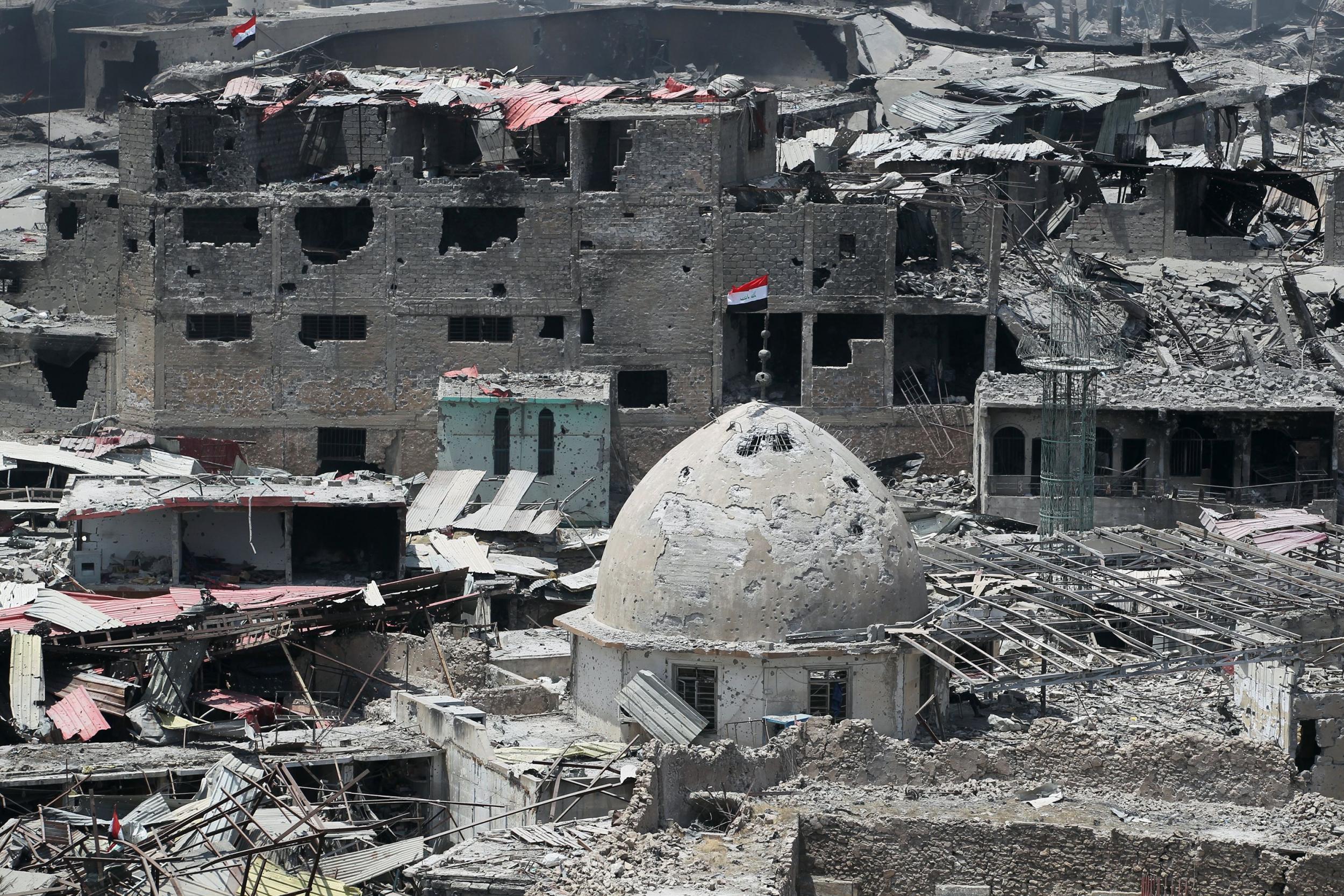 Isis militants and Iraqi troops have fought from house to house for every meter in the old city