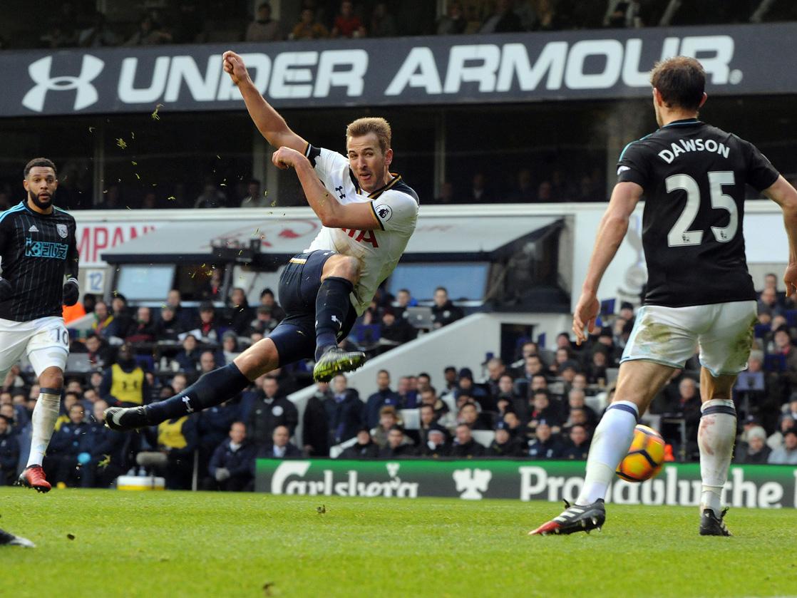 Tottenham’s talisman won the race for the Golden Boot in the 2016/17 season by scoring 29 goals in the Premier League. Harry Kane’s range of goals, which included four hat-tricks, was integral to Tottenham’s title-challenging season where they finished second in the league.