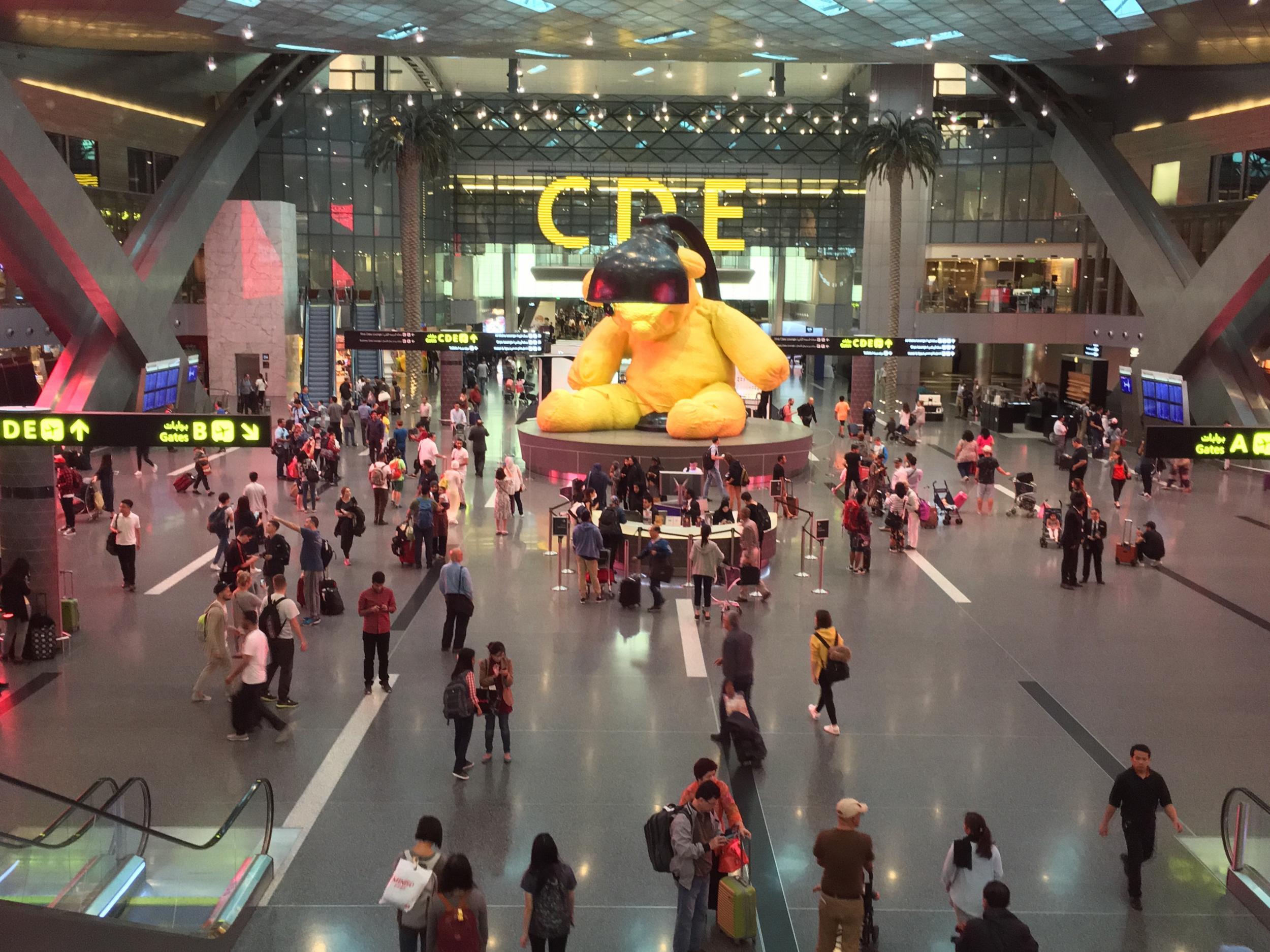 Visitors love a selfie with Doha’s iconic teddy bear (photographs by Carla McKirdy)