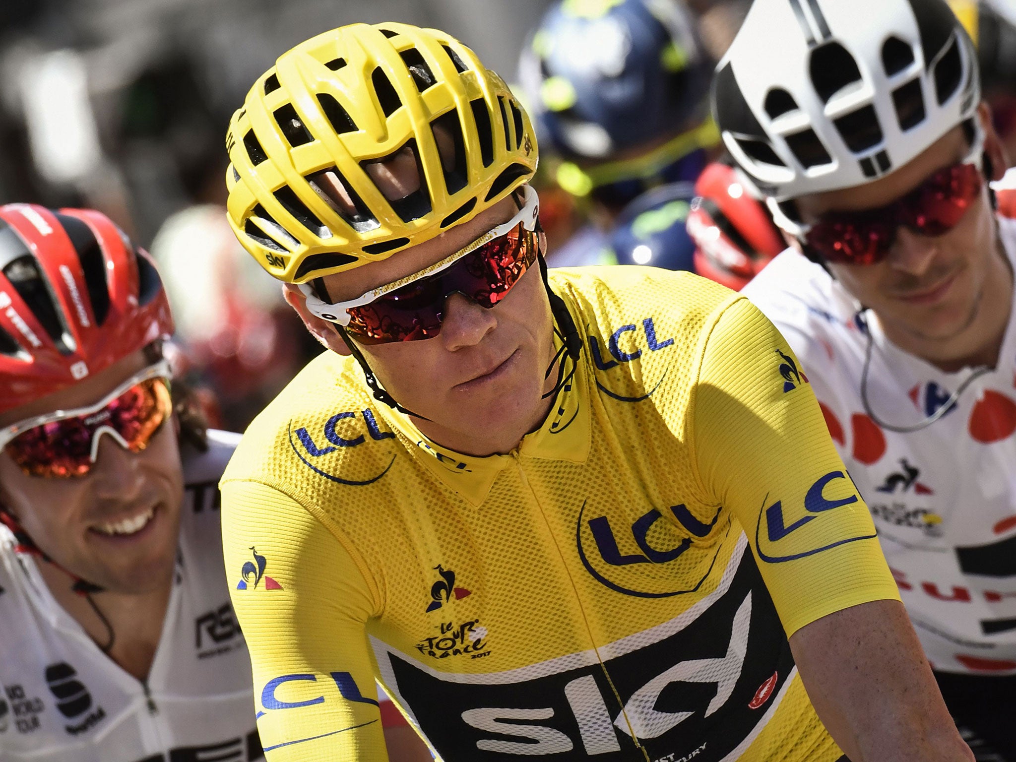 Chris Froome leads the Tour by 27 seconds