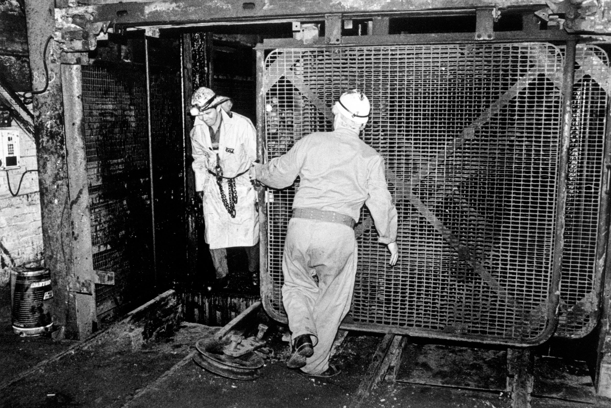 A worker climbs out of the cage for the last time at Betteshanger Colliery near Dover in 1989