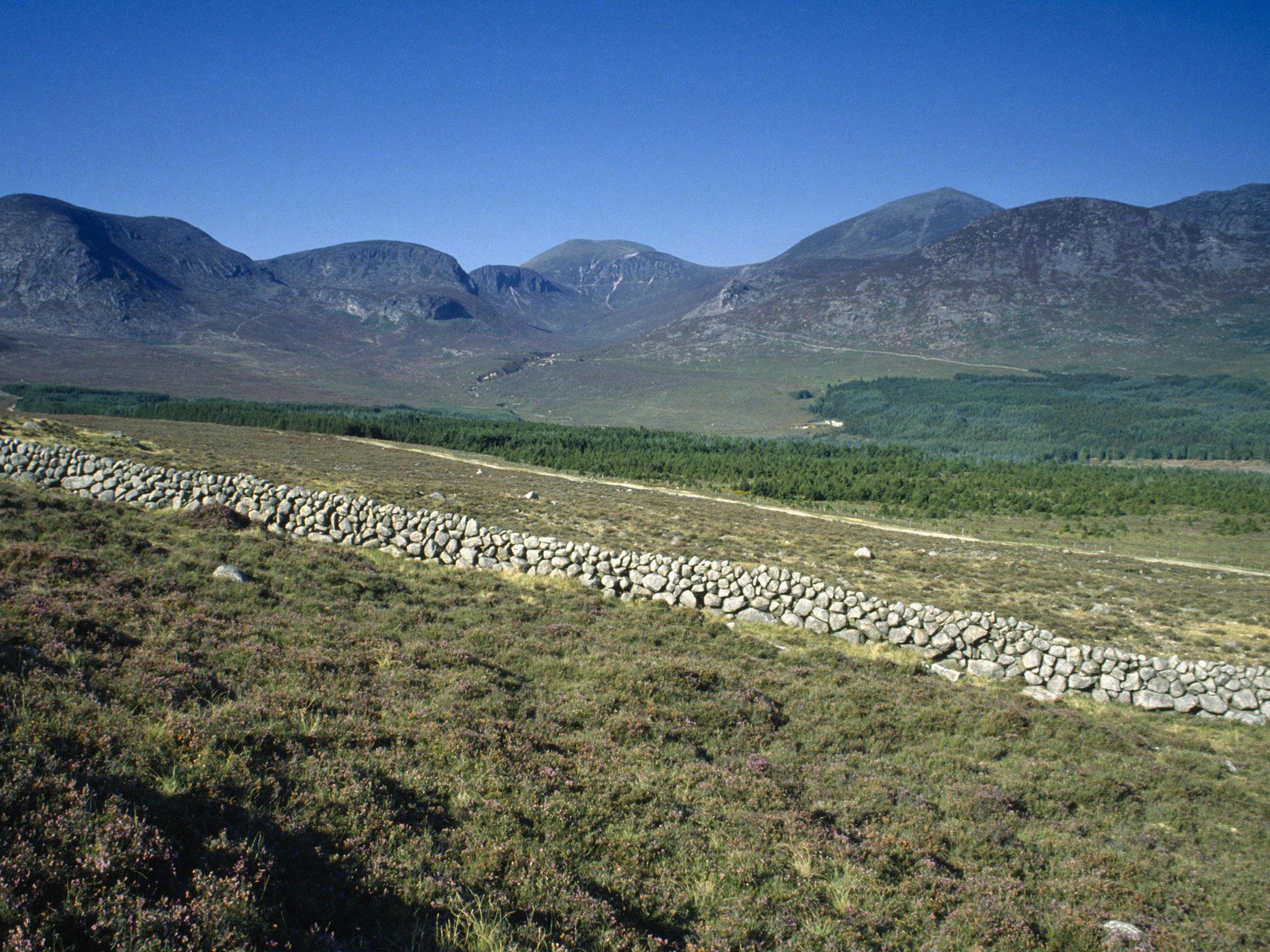 As many as 70 people said to be 'in difficulty after being caught out in inclement weather' in Mourne Mountains, Northern Ireland