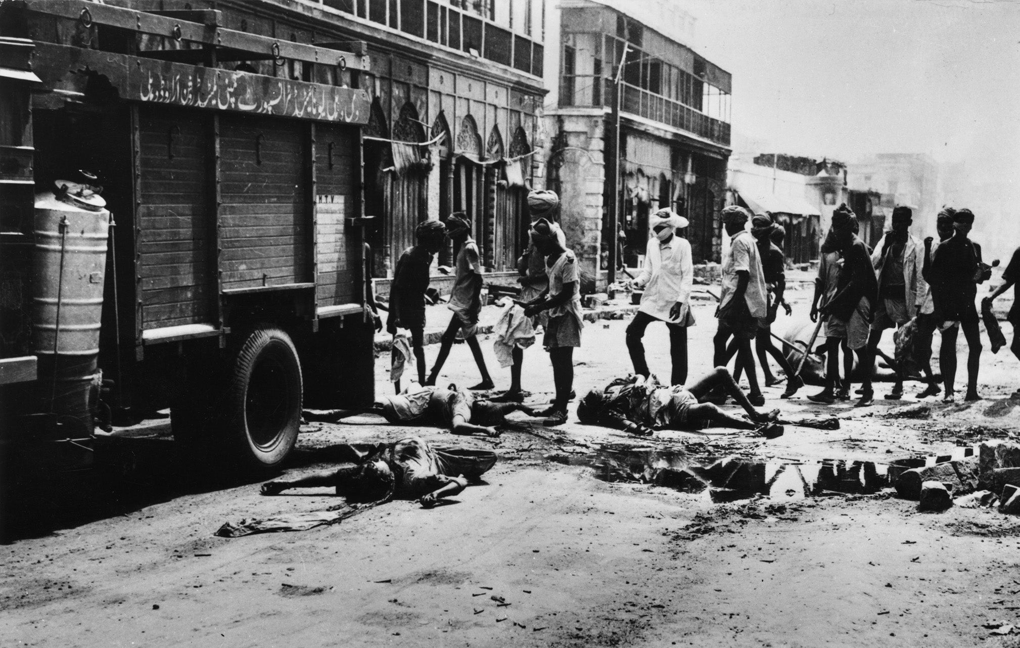 Body count: the deadly riots which Gandhi resorted to hunger strike to stop spread to Delhi