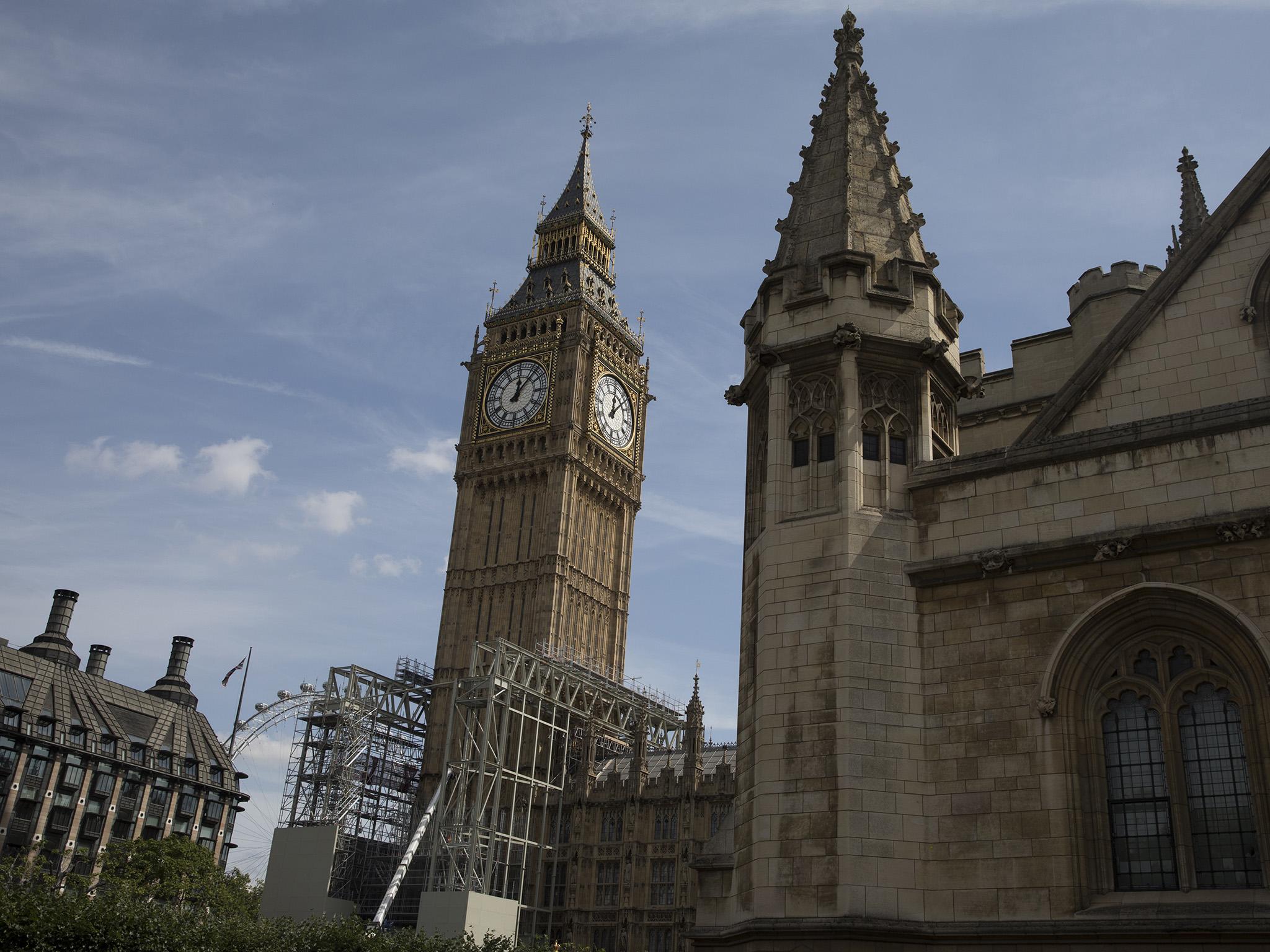 The deafening chimes are being stopped to protect workers who are renovating the Elizabeth Tower