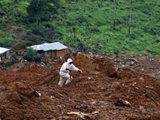 Sierra Leone mudslides: Mass burials begin after disaster kills nearly 400 people