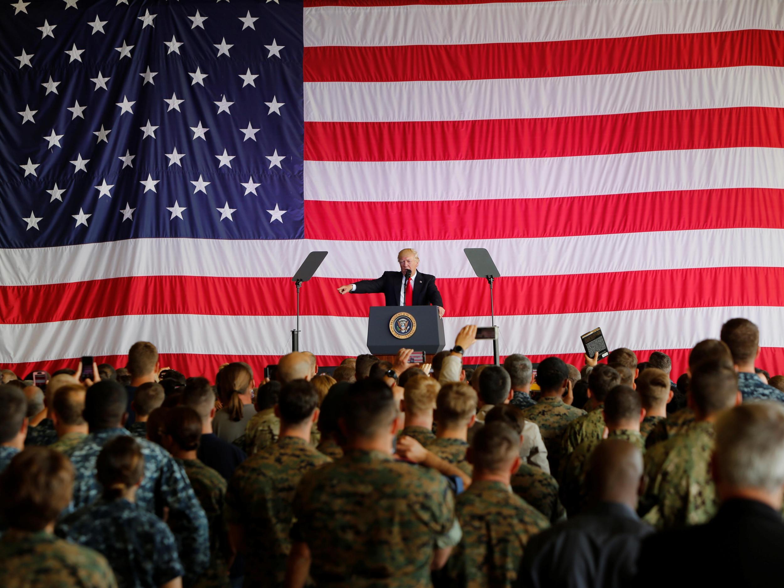 US President Donald Trump address the troops