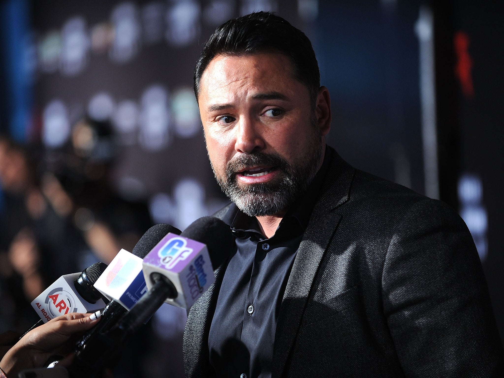 Oscar De La Hoya has hit out at Conor McGregor and Floyd Mayweather