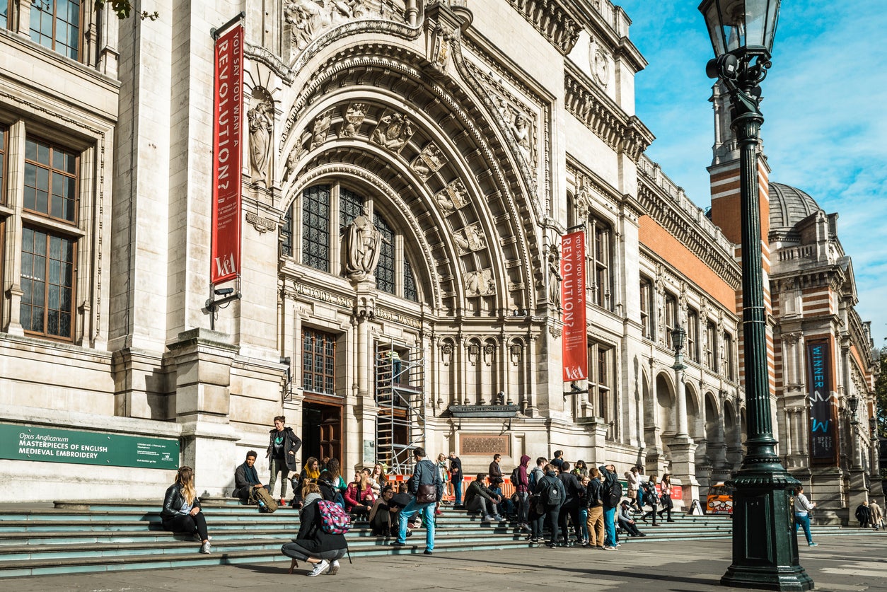 V&A hosted a treasure hunt as part of Friday Late