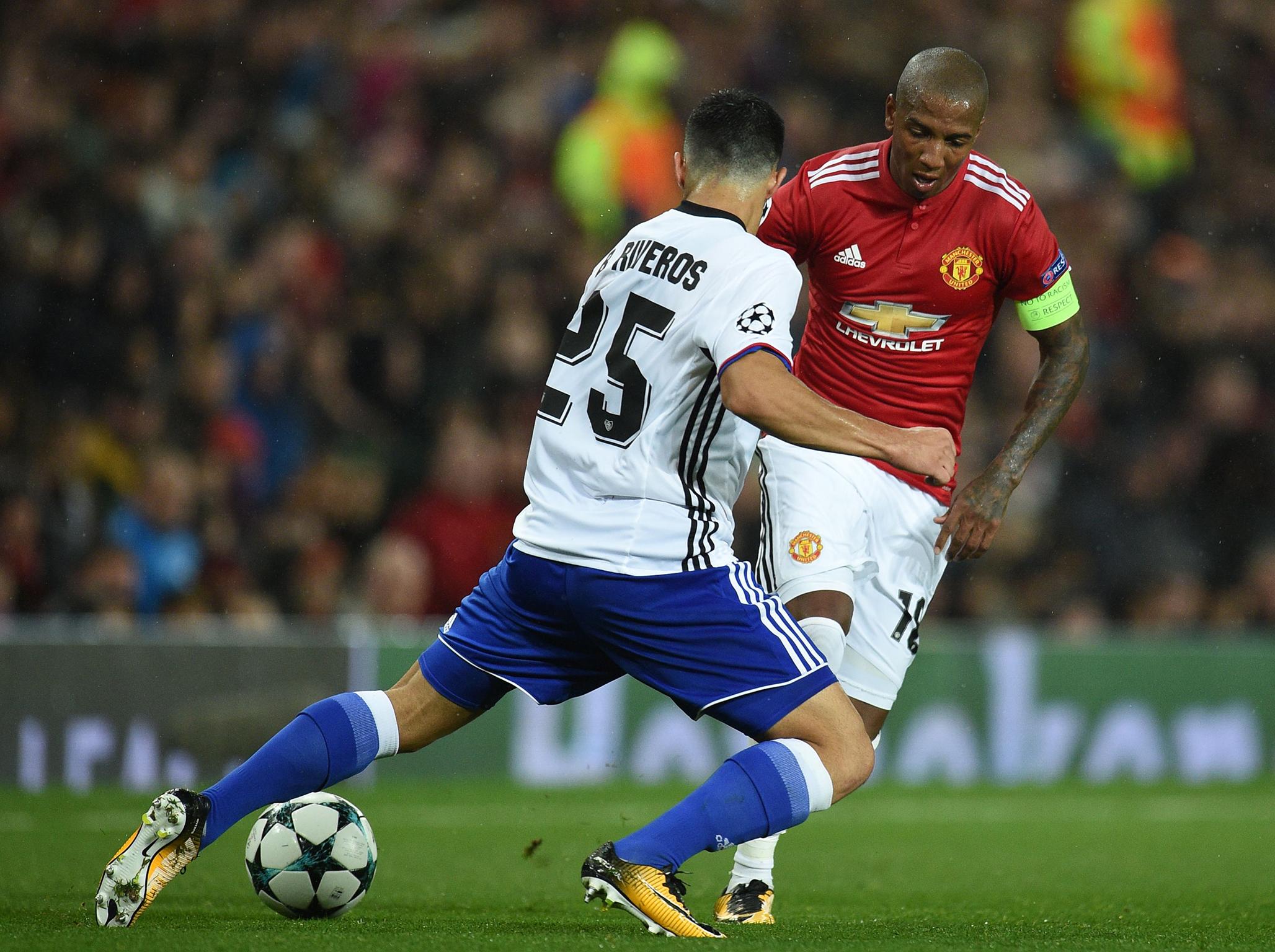 In the side for the first time this season, he delivered a great cross from the right for Fellaini to get United going.